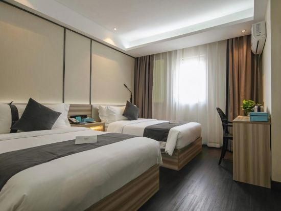 Xana - Superior Bed Room