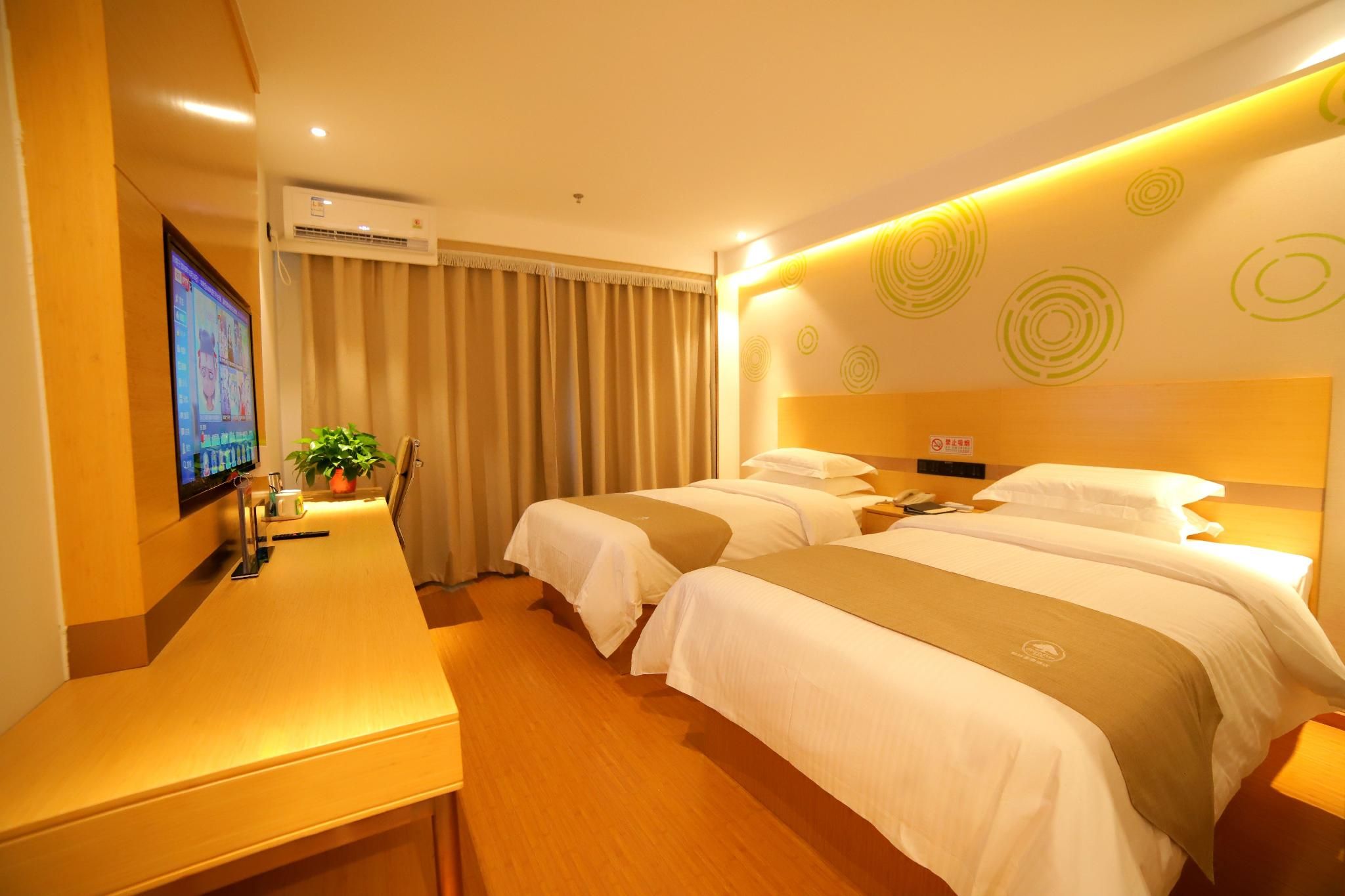 Twin Deluxe Room