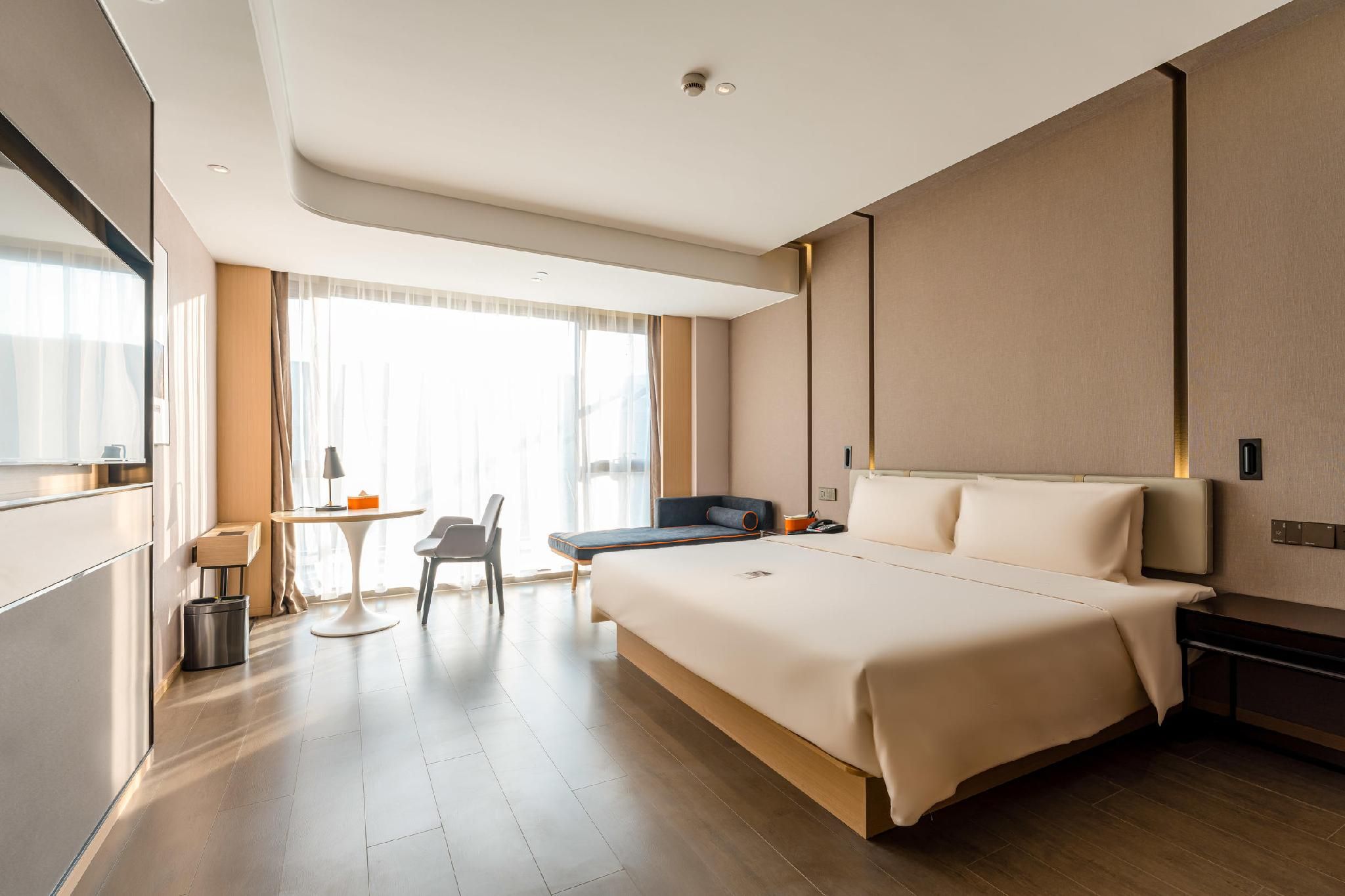 Executive room, Guest room, 1 Queen