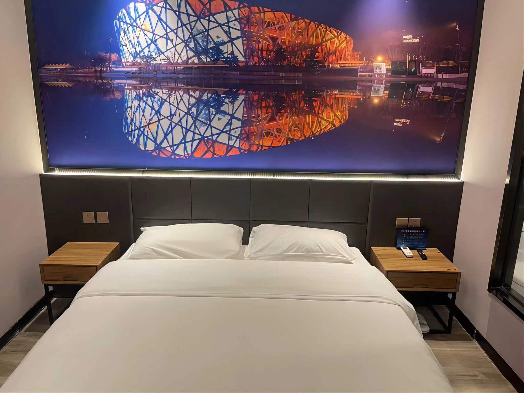 Queen Room A