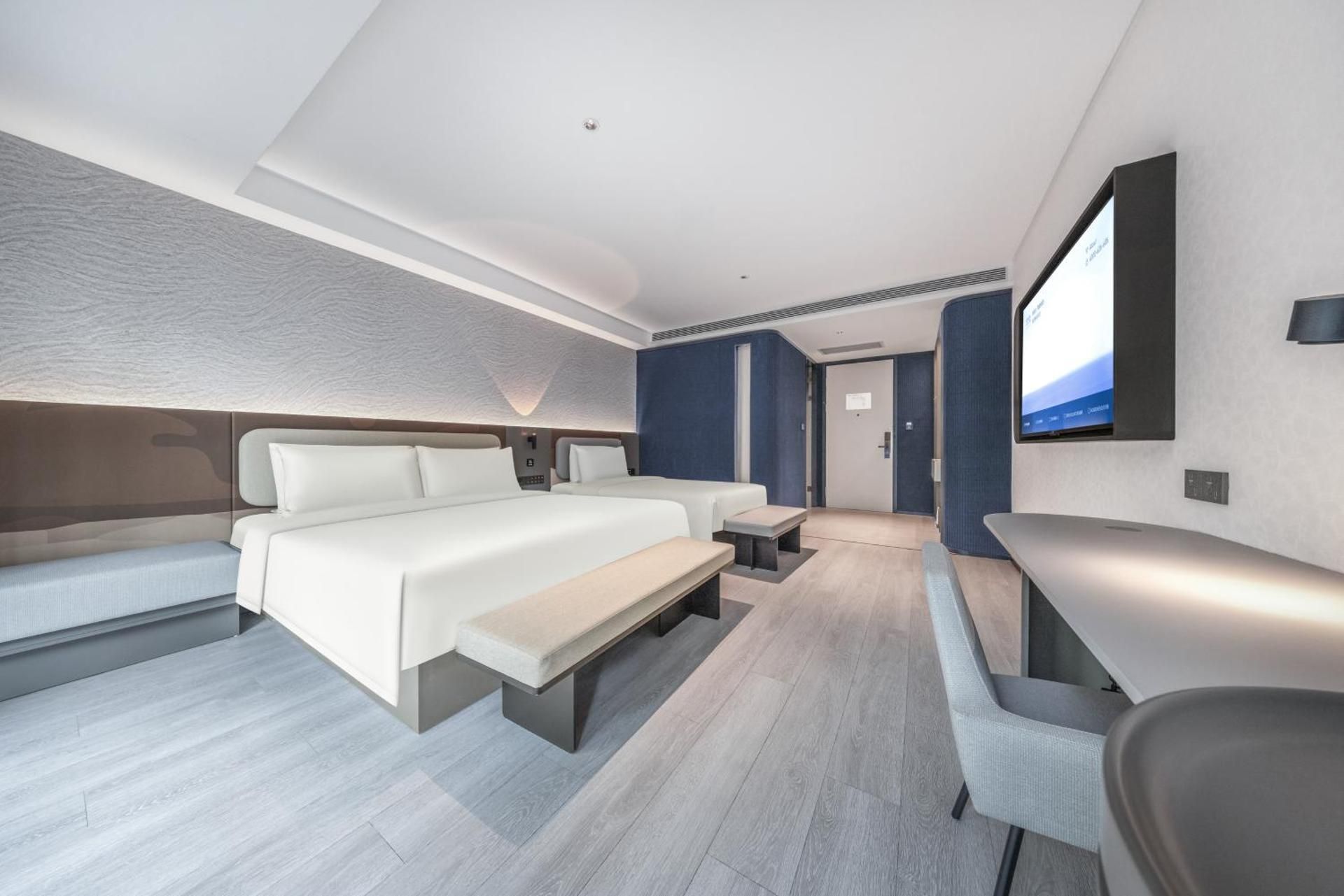Superior Family Room