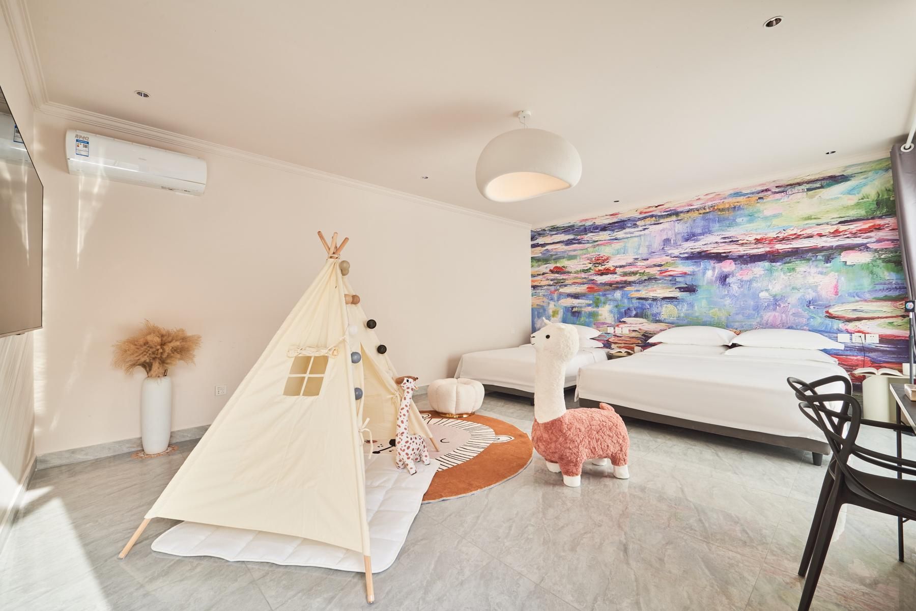 Family Guestroom