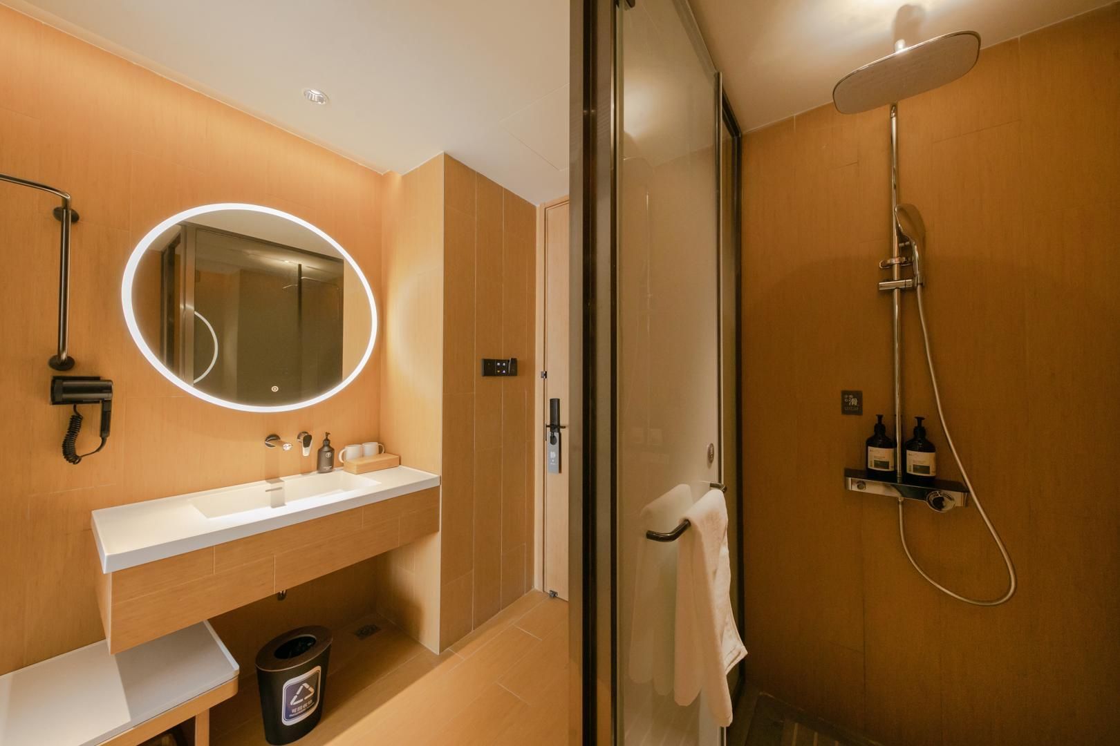 Huazhu - Twin Room