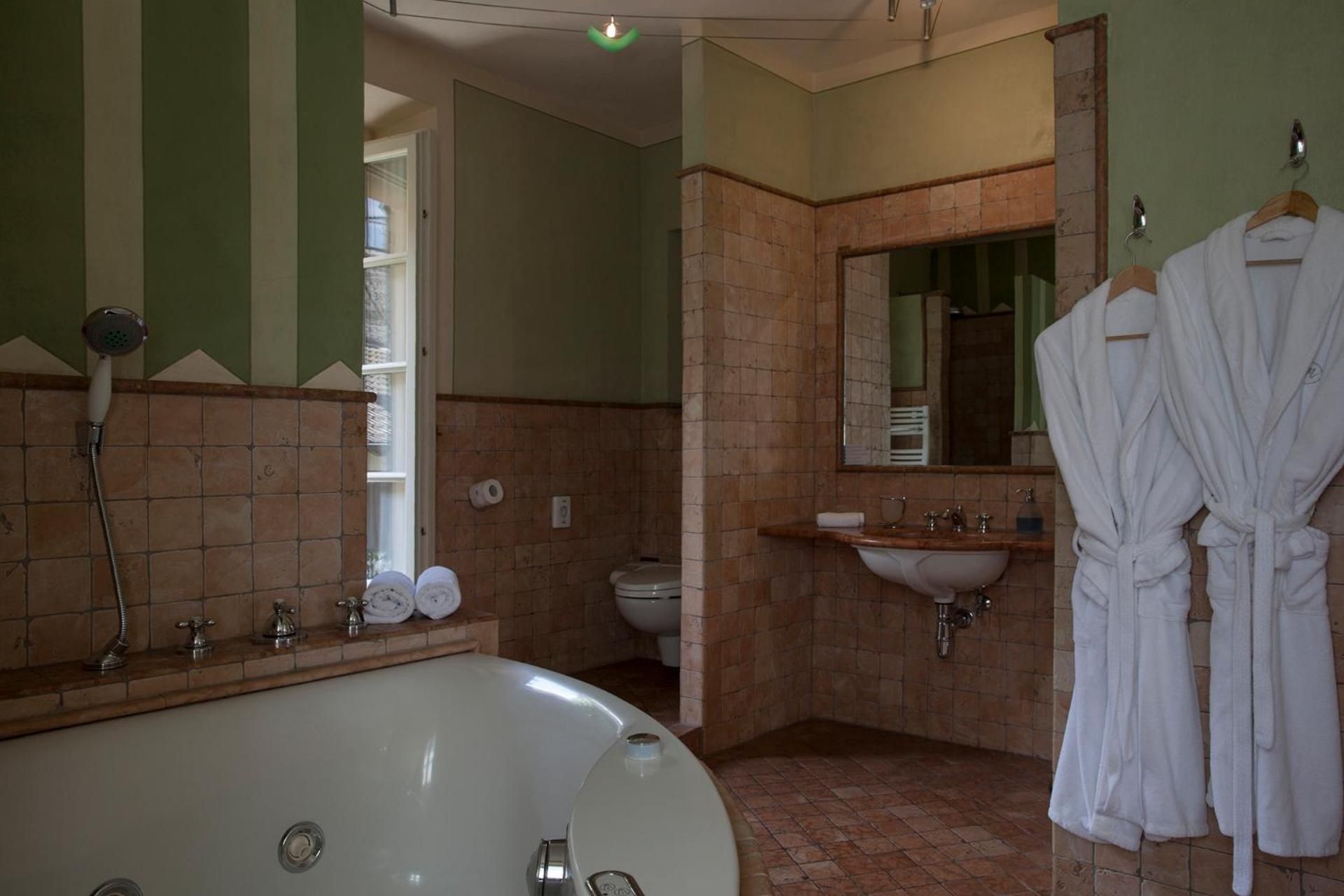 Villa Margherita, The Originals Relais Double or Twin Room with Lake View and Balcony 3