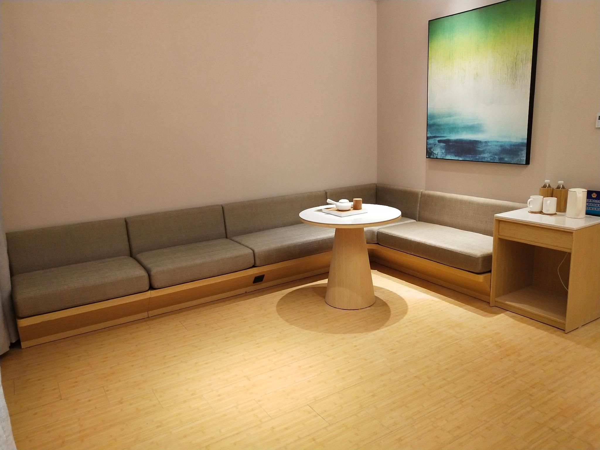 26069517_210729144500104136607