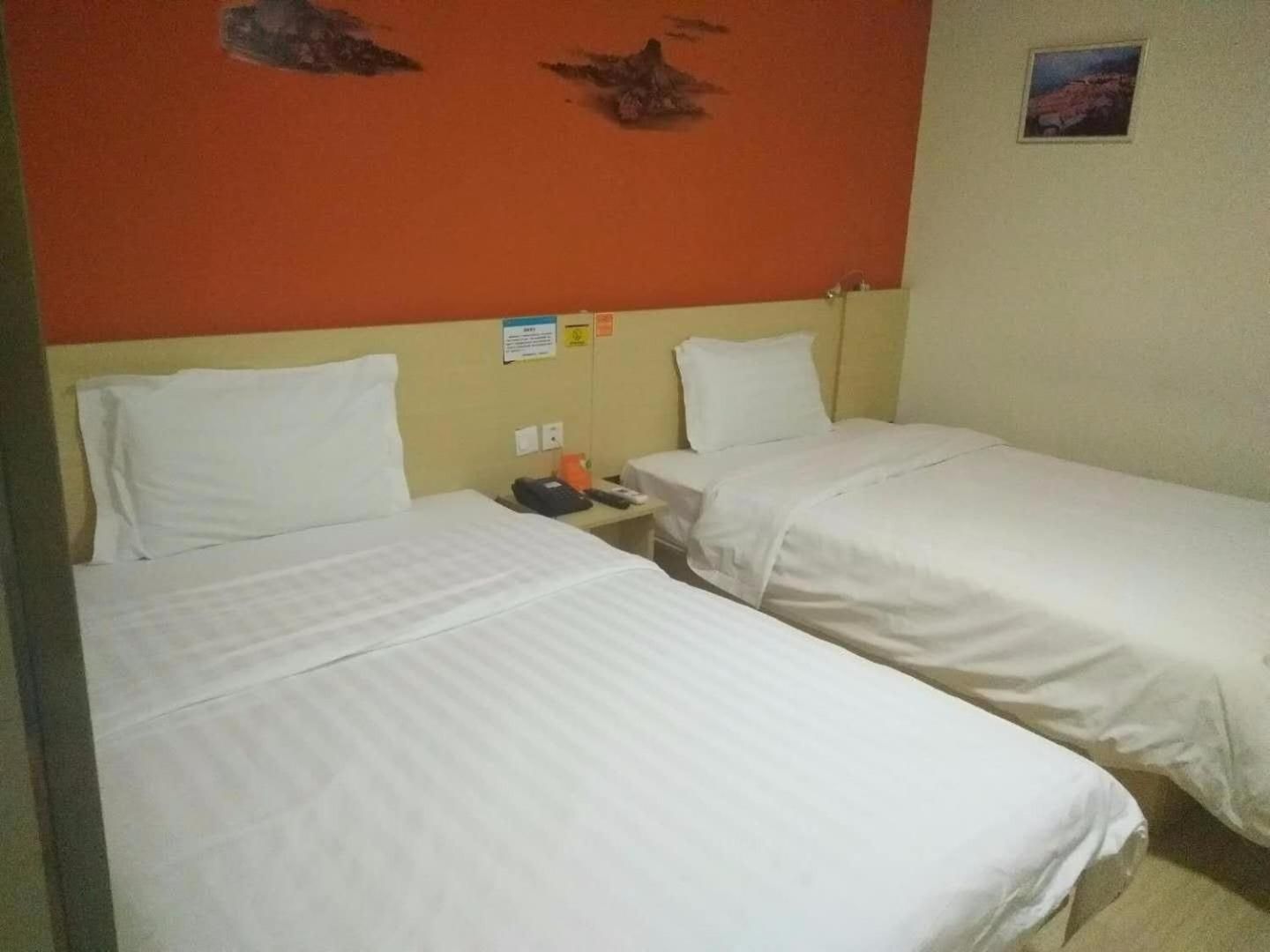 Select Twin Room