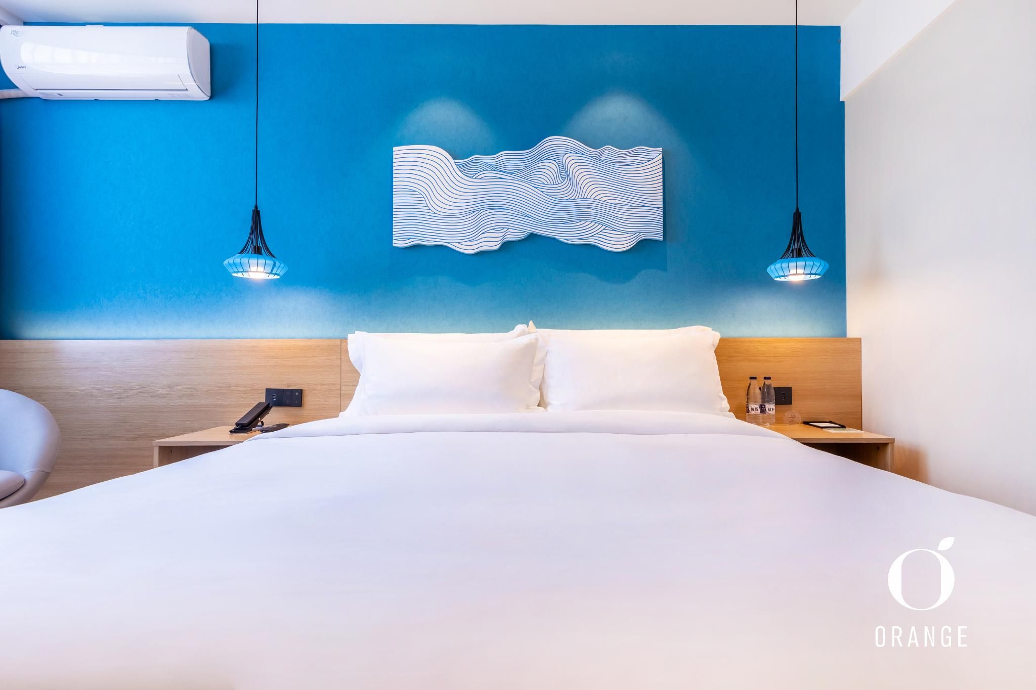 Deluxe Room Queen