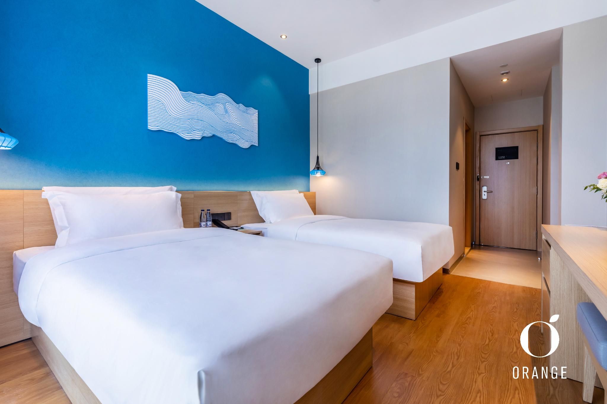 Twin Business Room