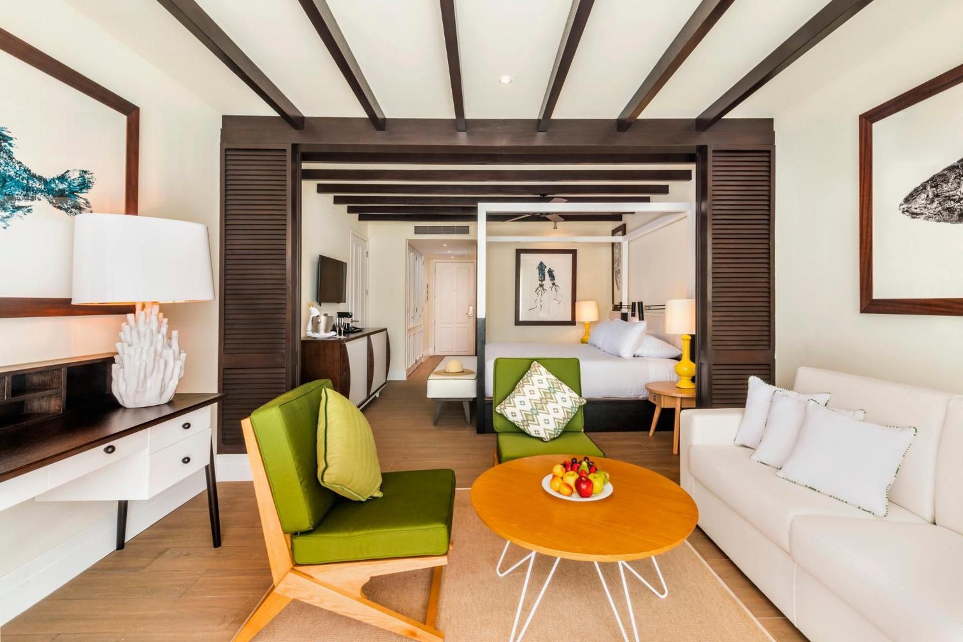 Daisy Pool View Family Junior Suite