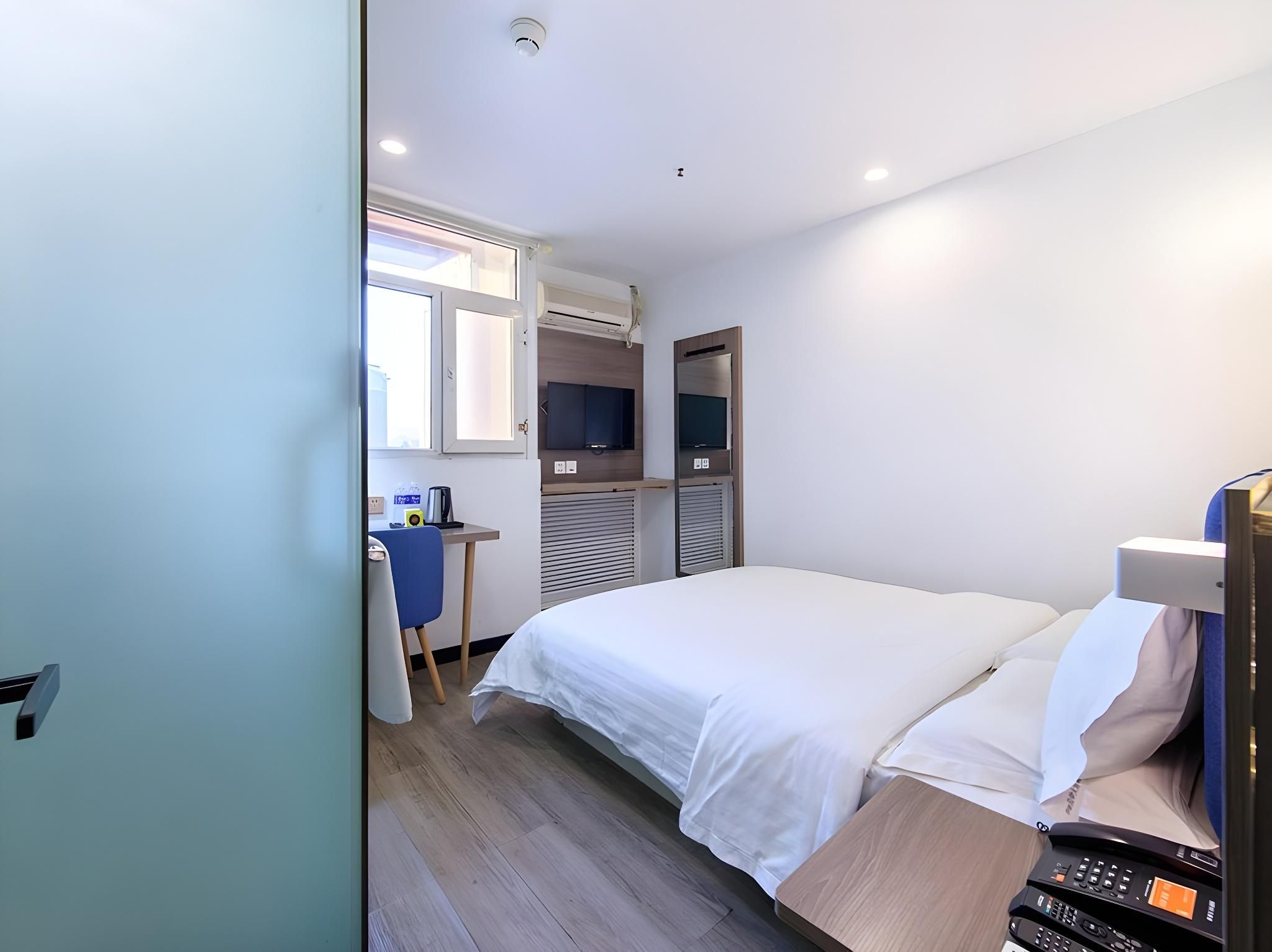 Select You Ter Room