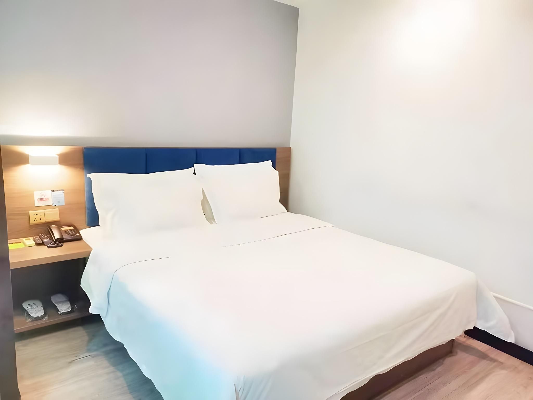 7 Days - Youxiang Bed Room