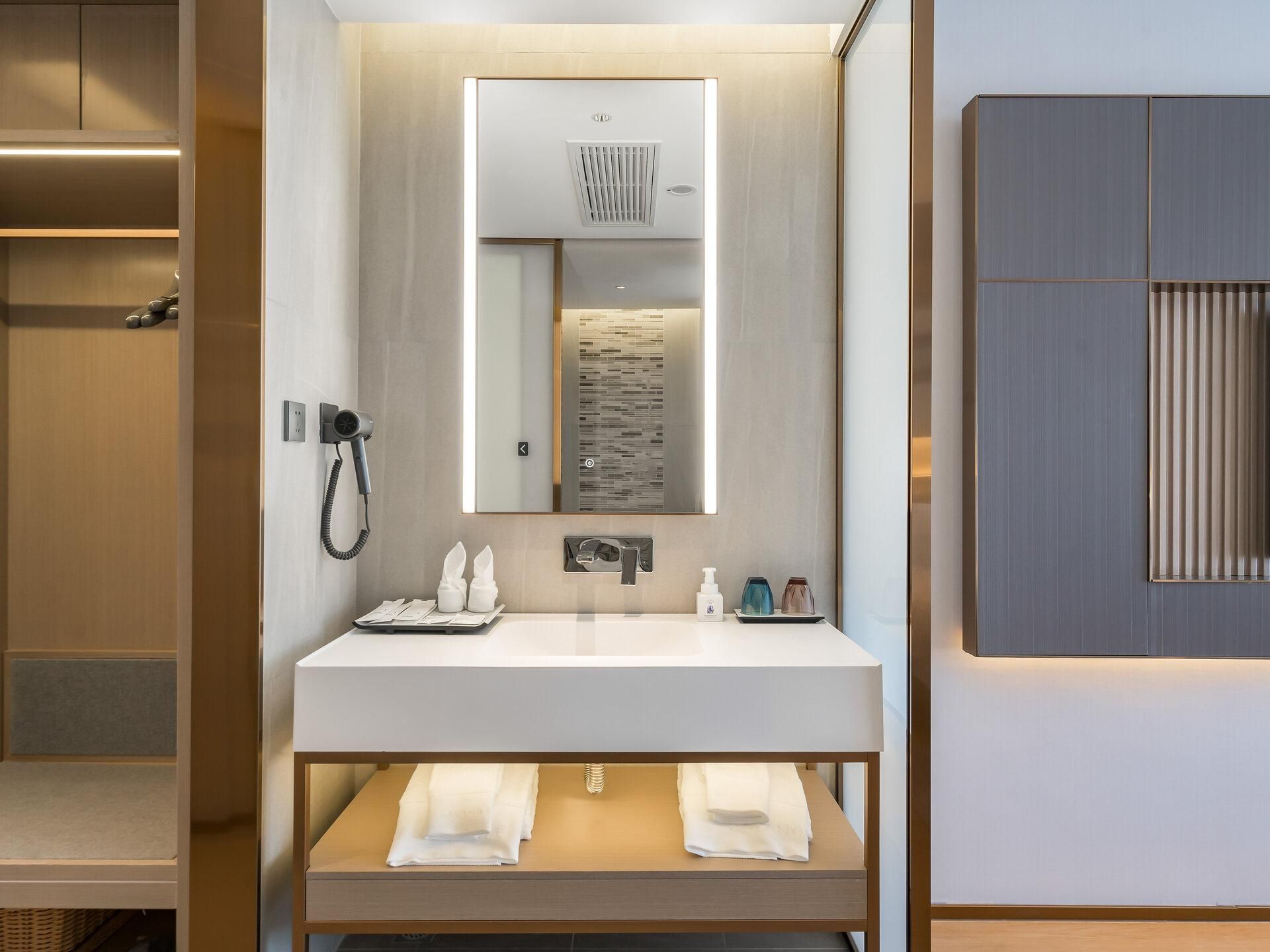 WH - Liren T Special Room