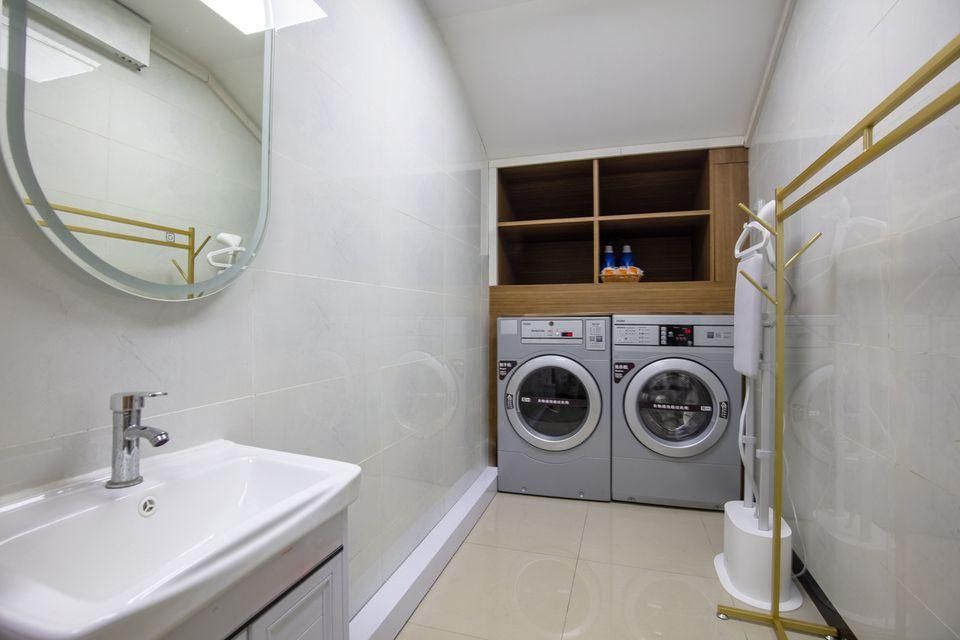 3017a23dbac23d7d7be6b1cc2fd4c9c9