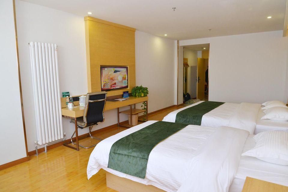 Feature Suite