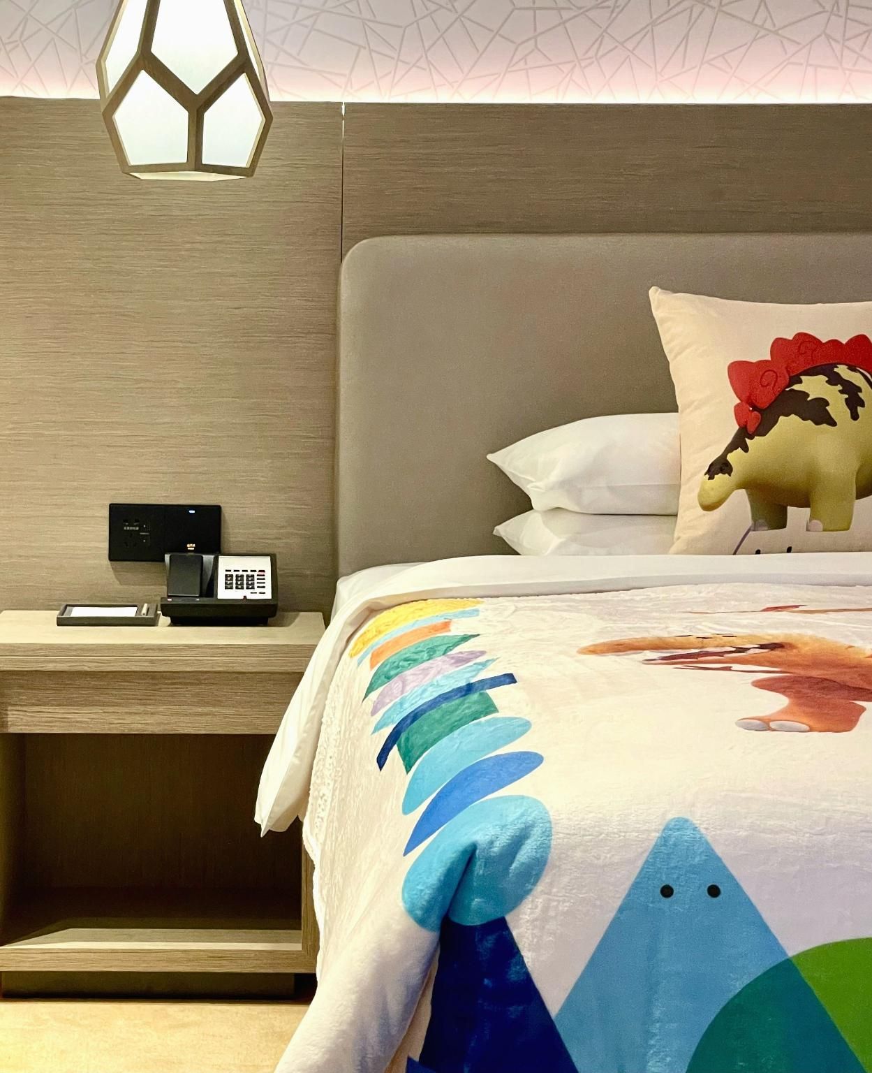 1 KING BED BOBO