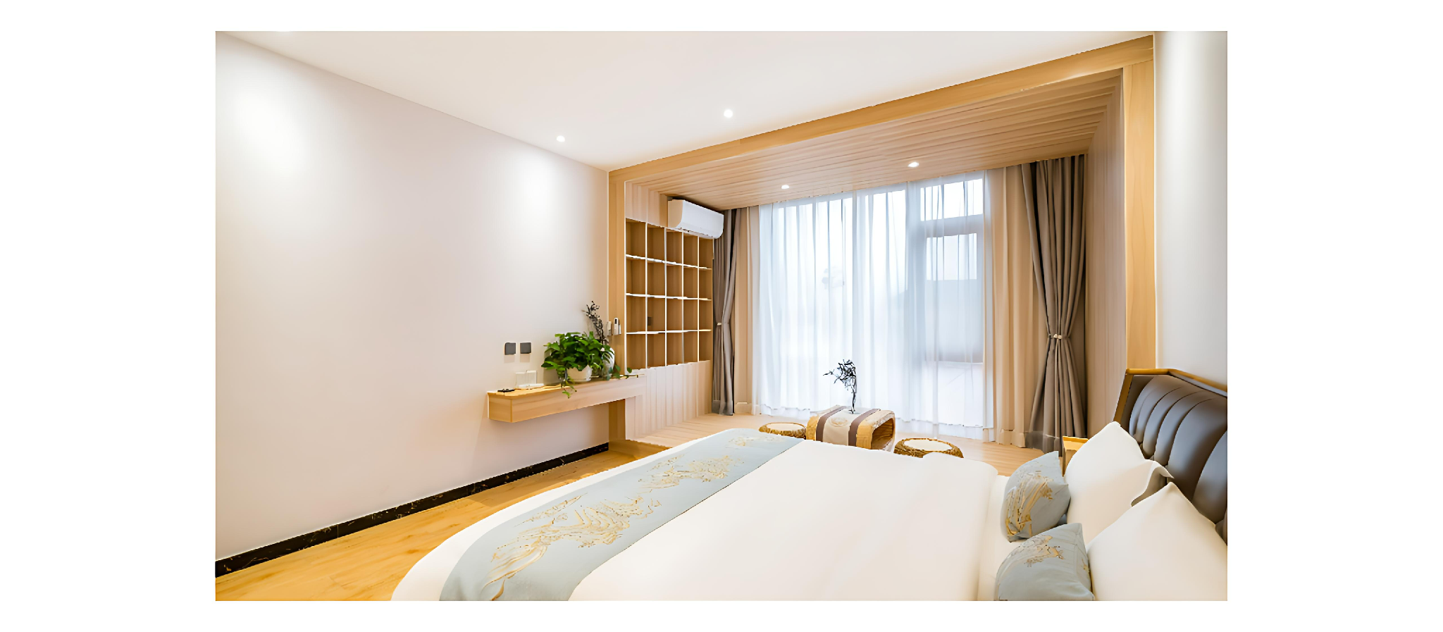 Family Connecting Rooms with King Bed and 2 Single Beds