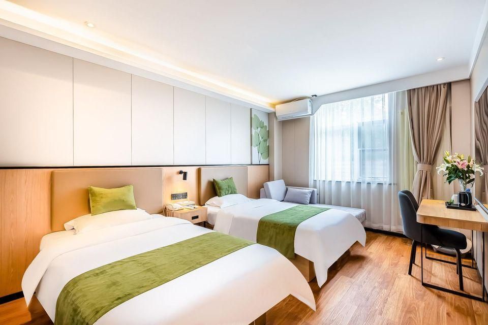Twin Deluxe Room