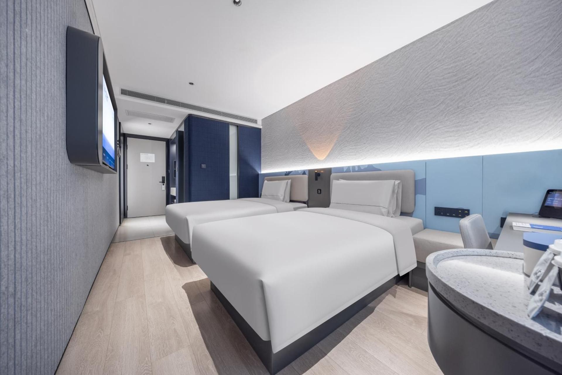 Superior Family Room