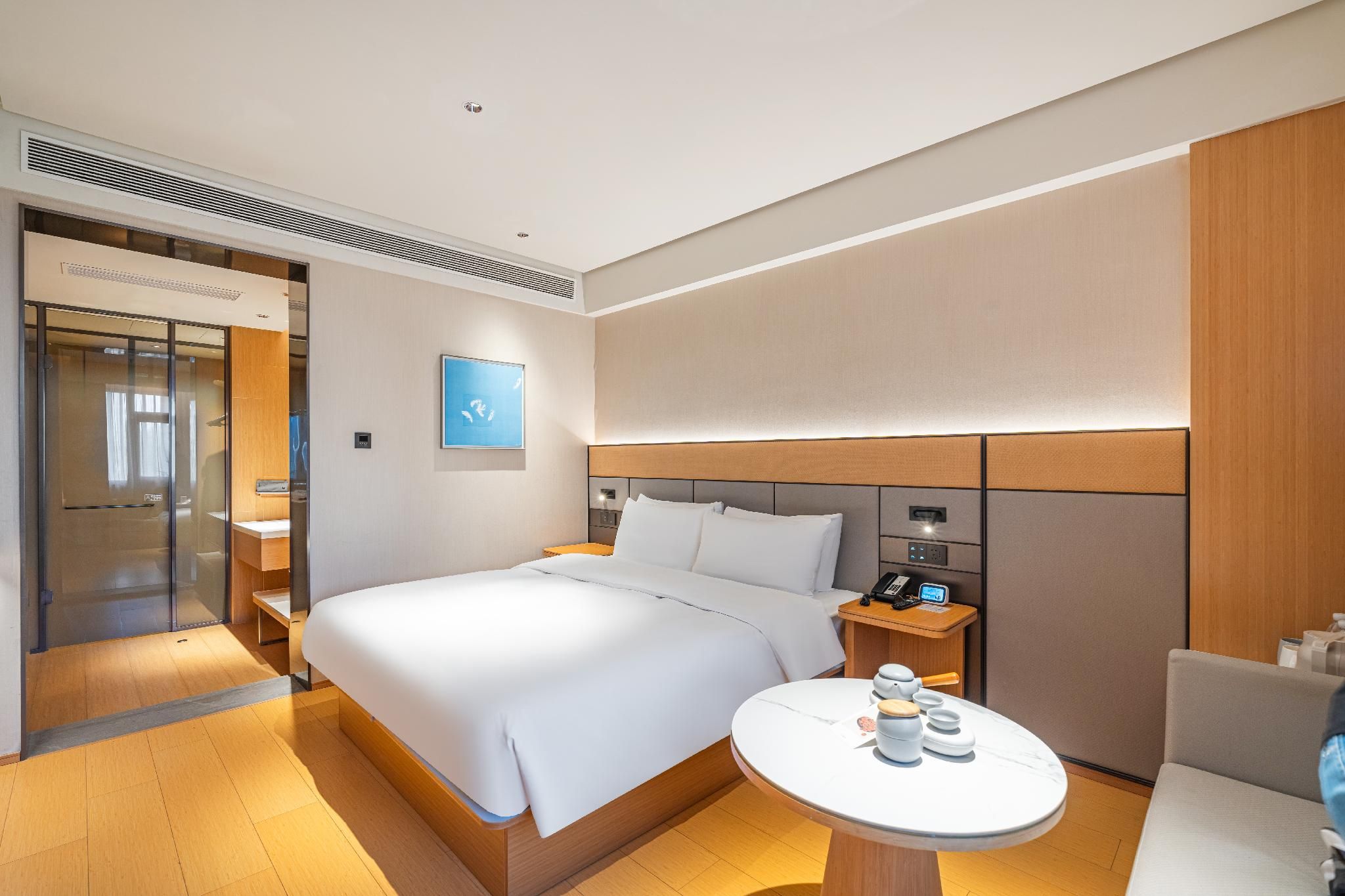 Huazhu - Superior BedRoom