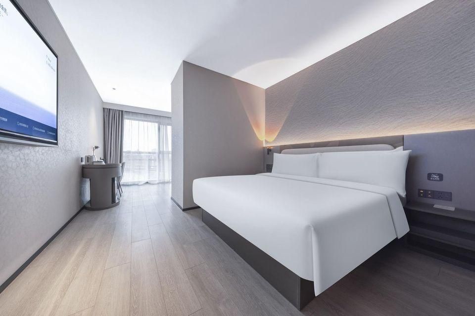 Enjoy Queen Room