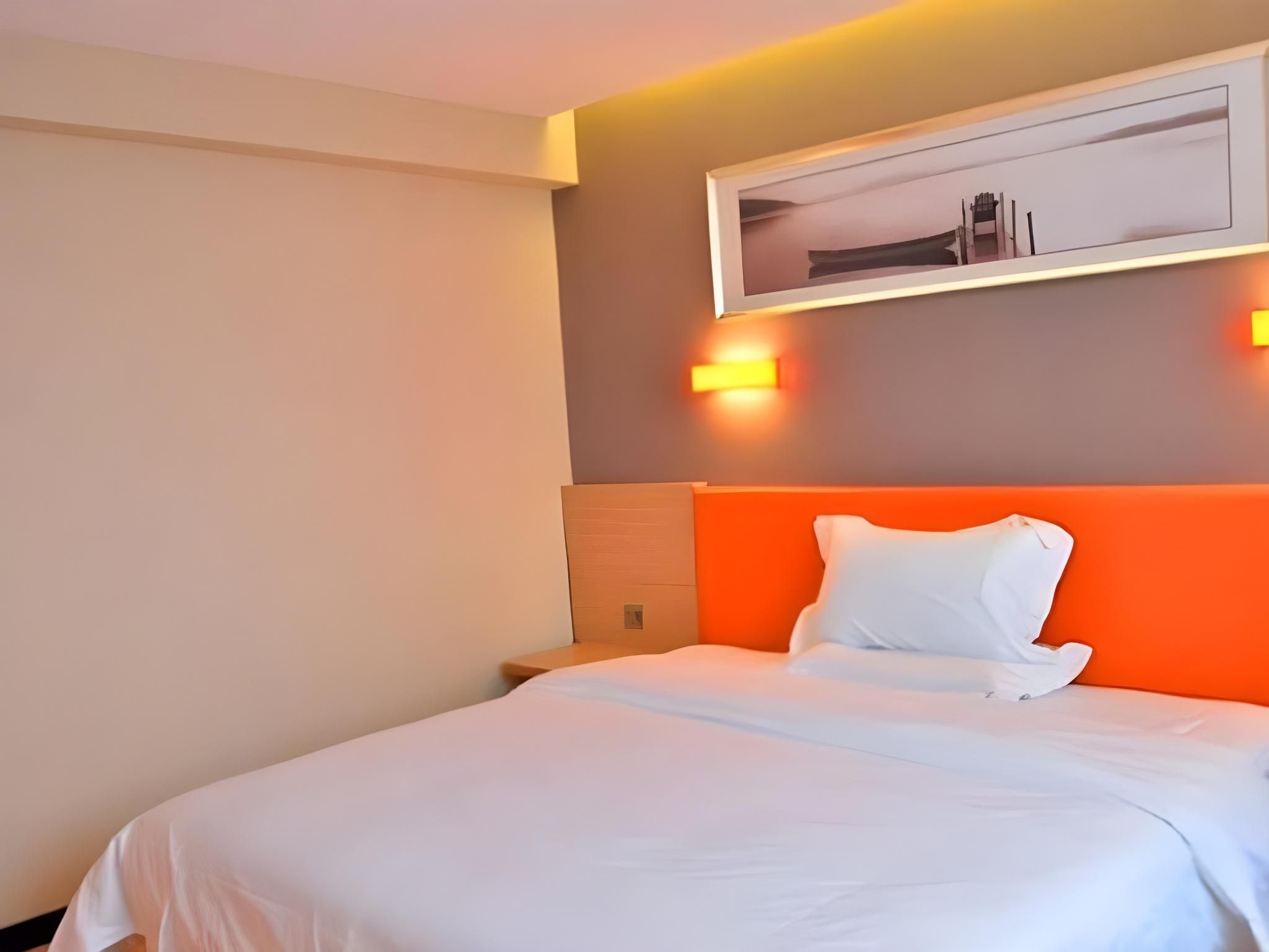 IU Compact U - Comfort Bed Room