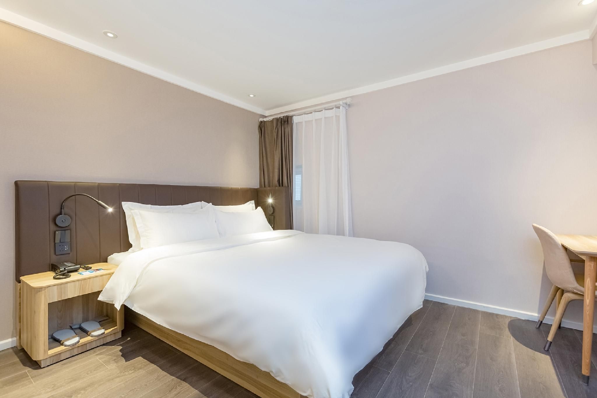 Huazhu - Speical Offer Guest Room