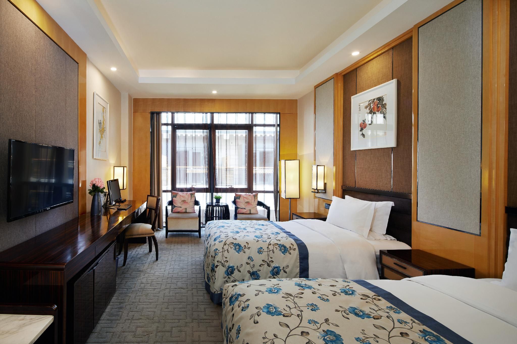Twin Bussiness Room