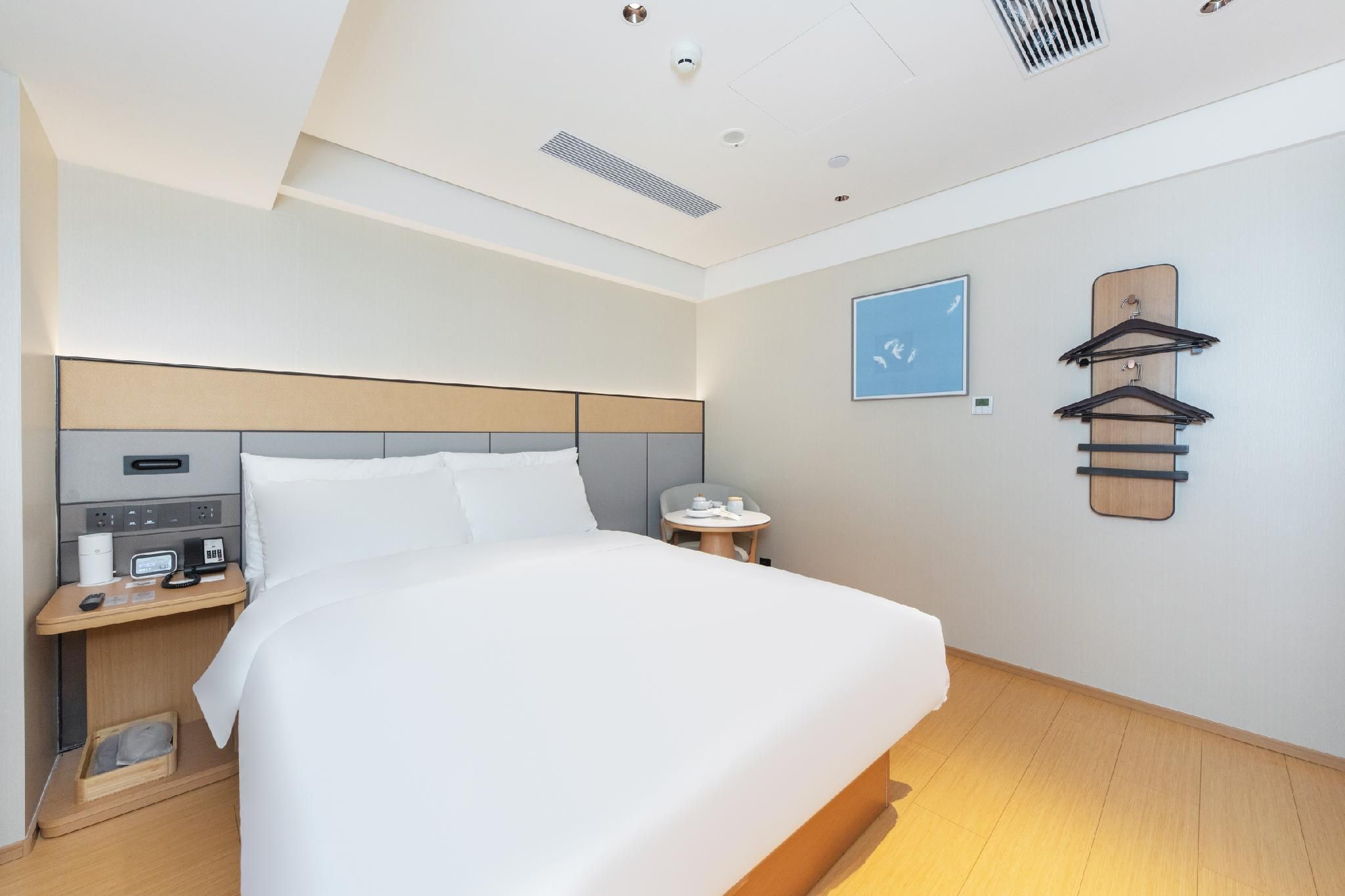 Huazhu - Speical Offer Guest Room