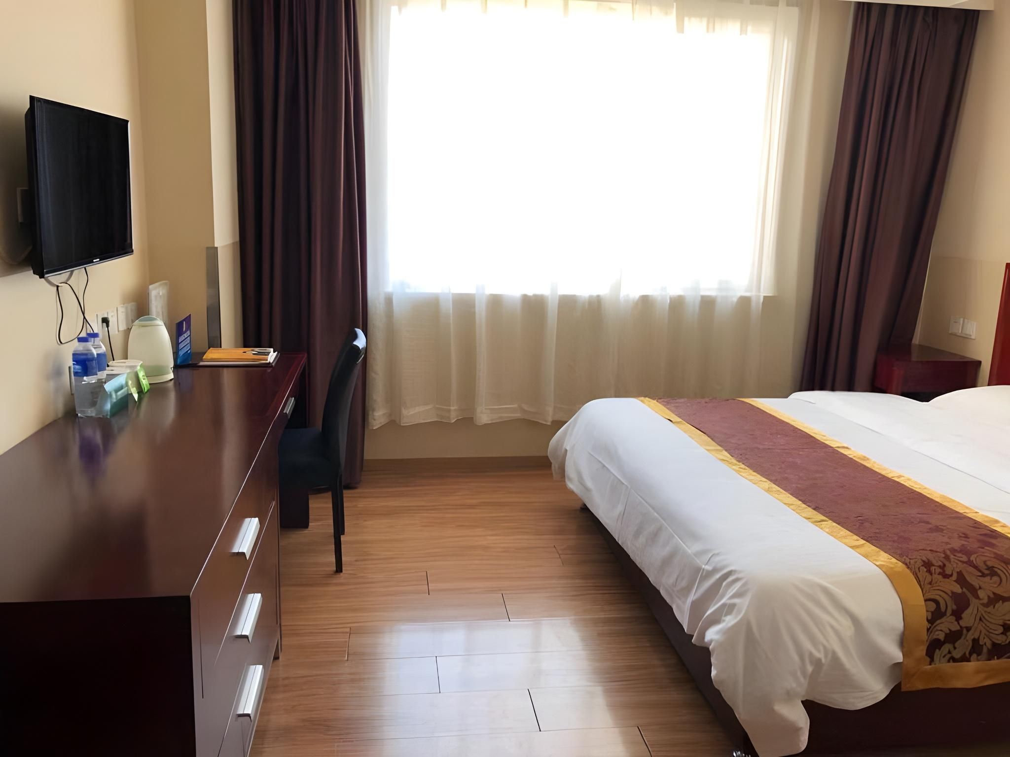 GTI - 1 Bed Guest Room, 1.5M Bed