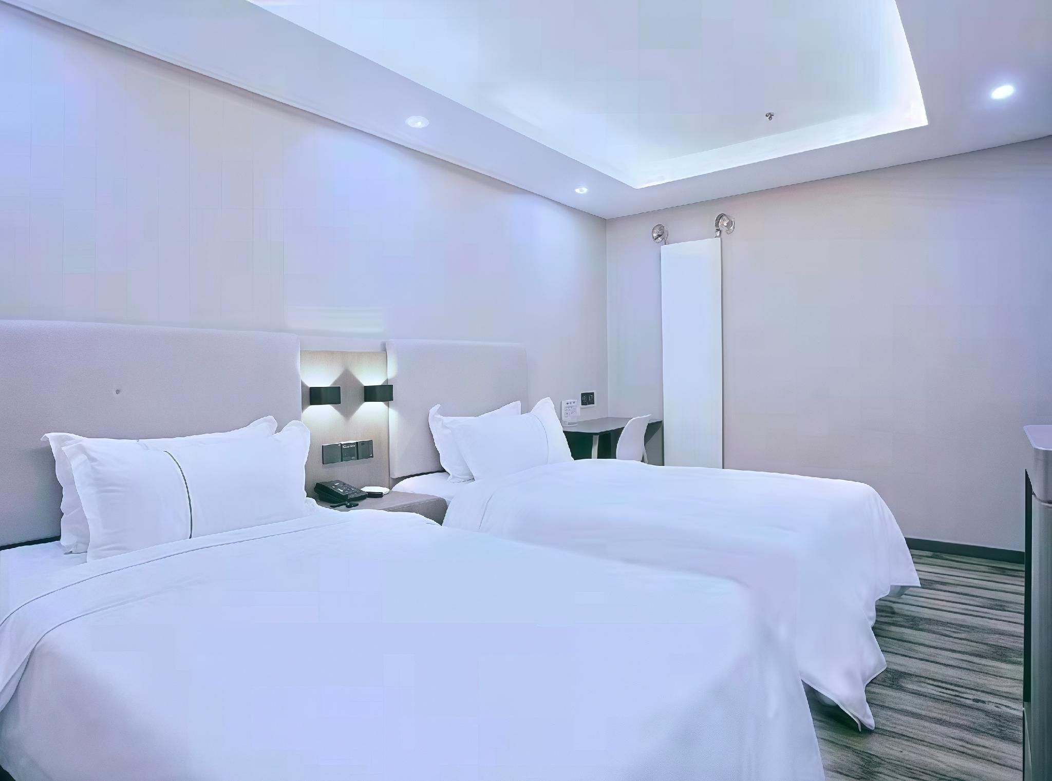Huazhu - Speical Offer Twin Room