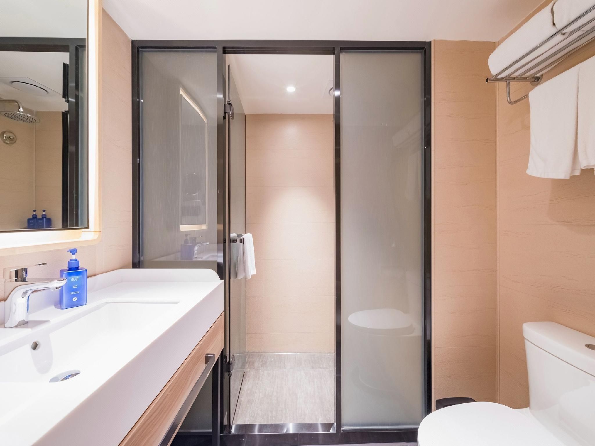 436ef6f8682981e1b22bd3bd62fc83d1