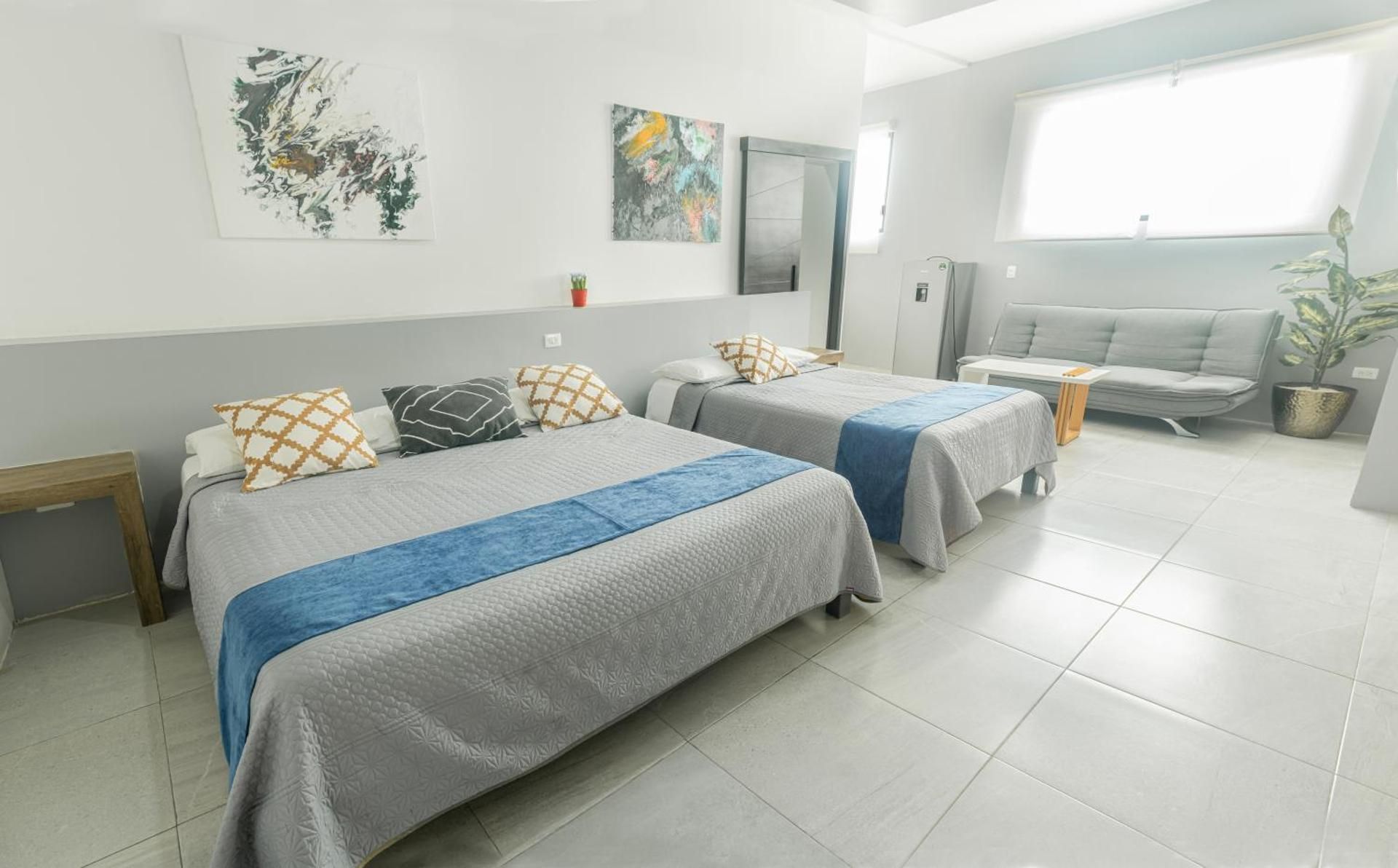 Paz-2 Norte estudios Deluxe Twin Room