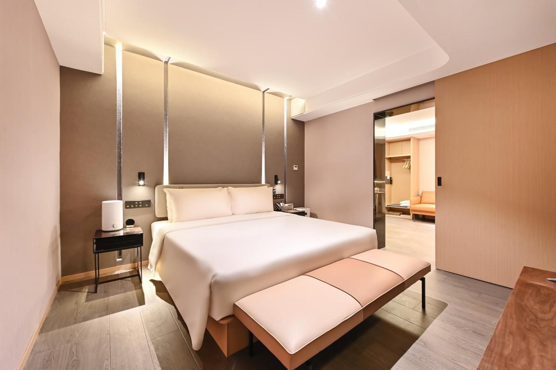 Premium Suite