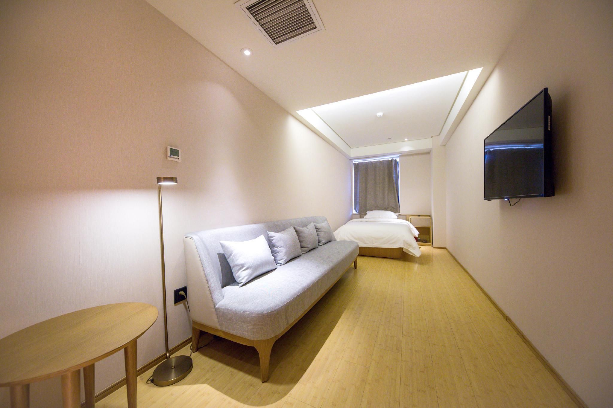 Huazhu - Family Room