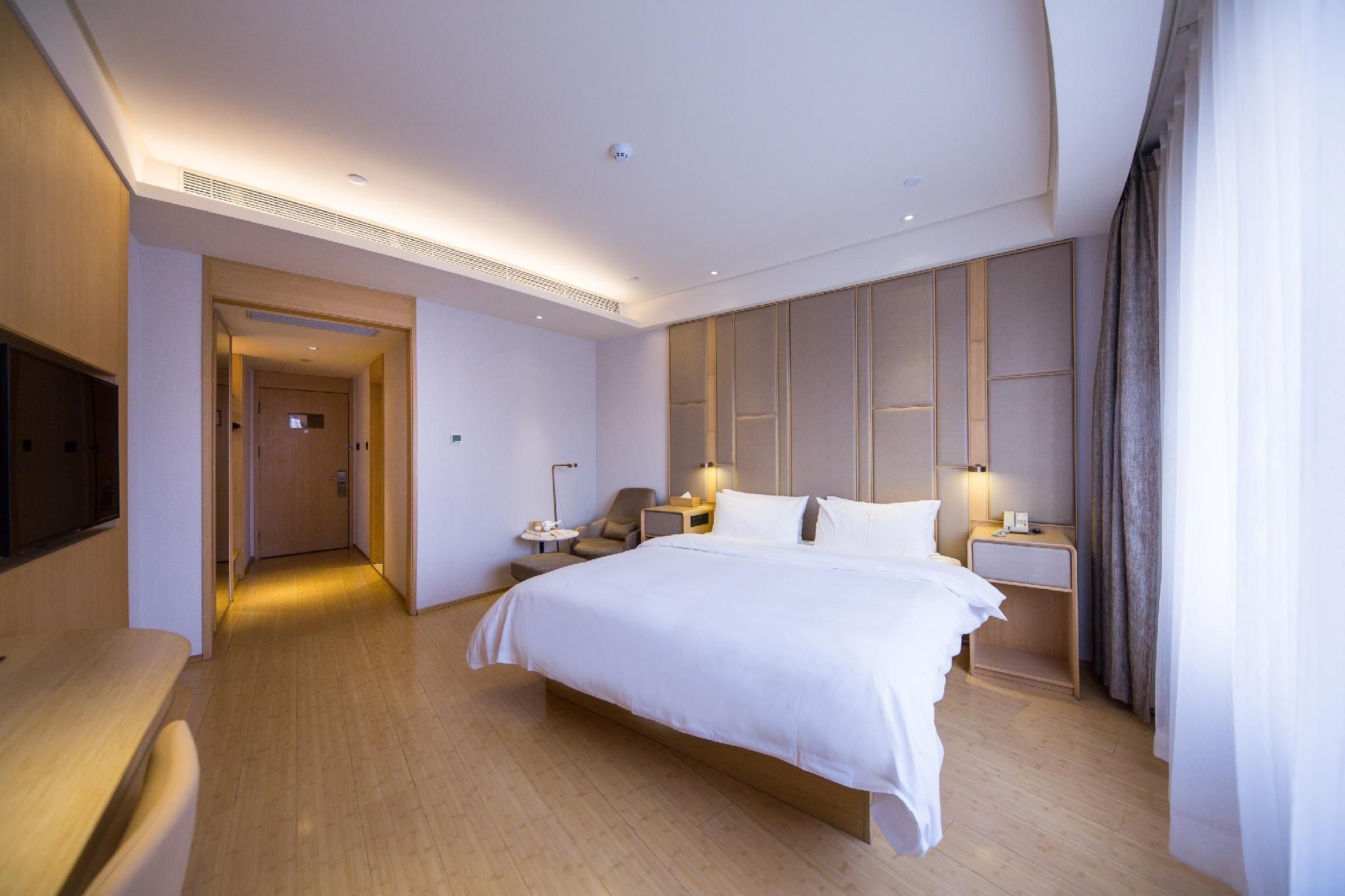 Huazhu - Superior BedRoom