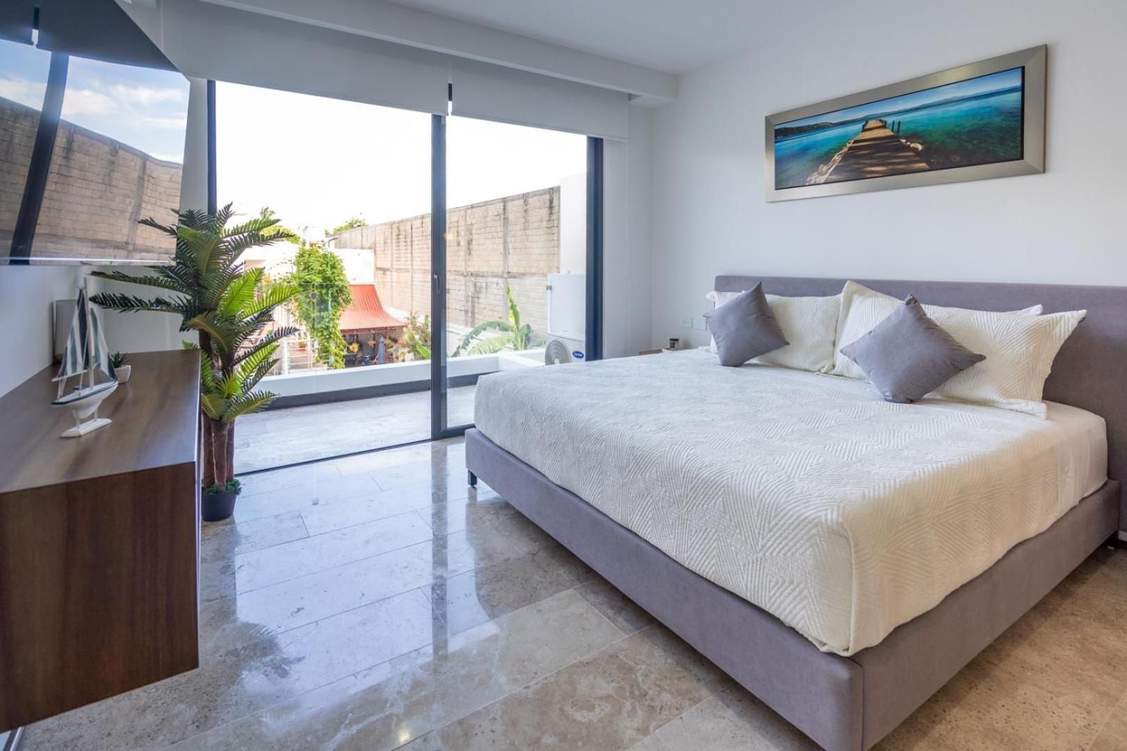Apartment with Balcony