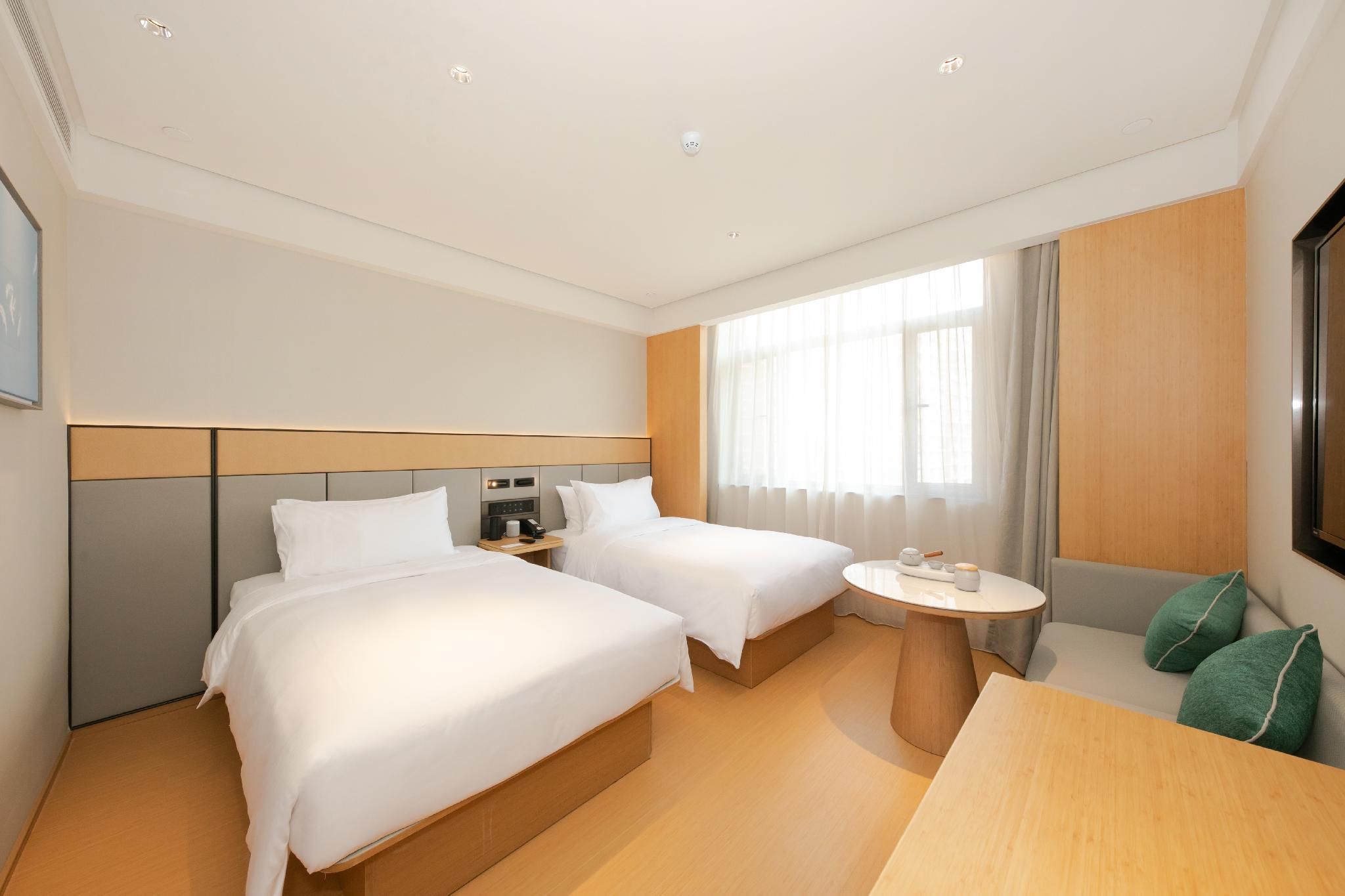Twin Business Room