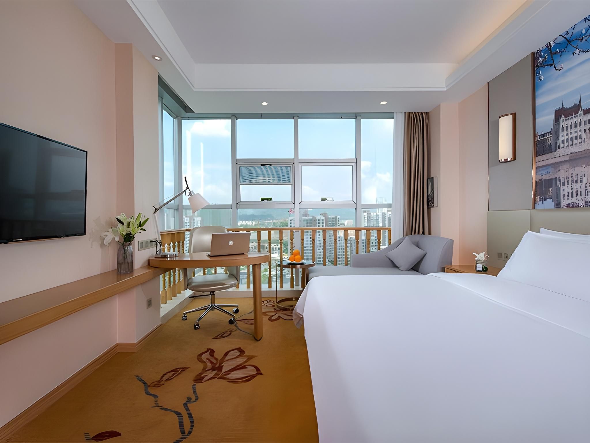 Vienna International Hotel Hubei Yichang Yiling Wanda Plaza Business King Room