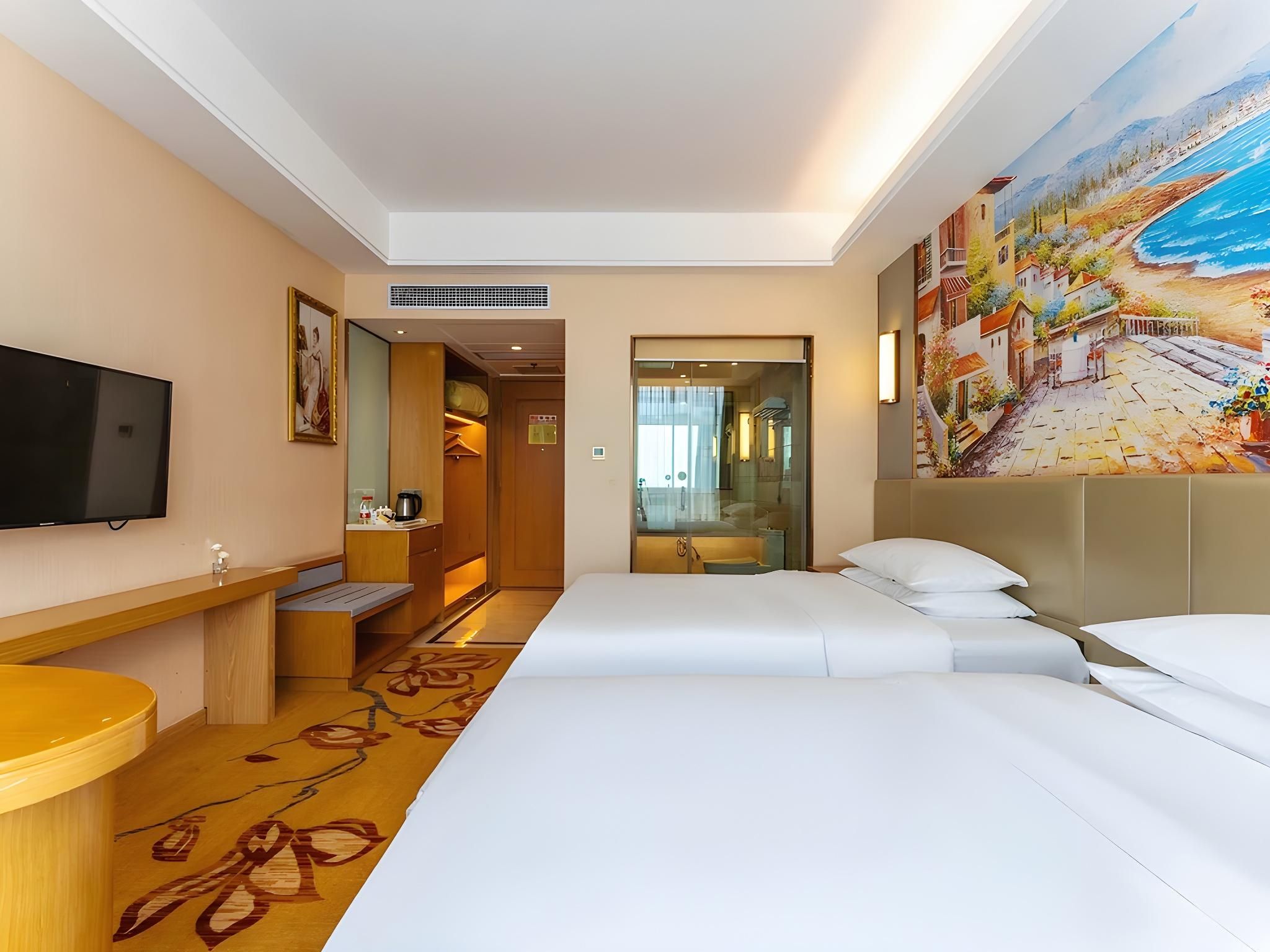 WH - Deluxe Room Twin