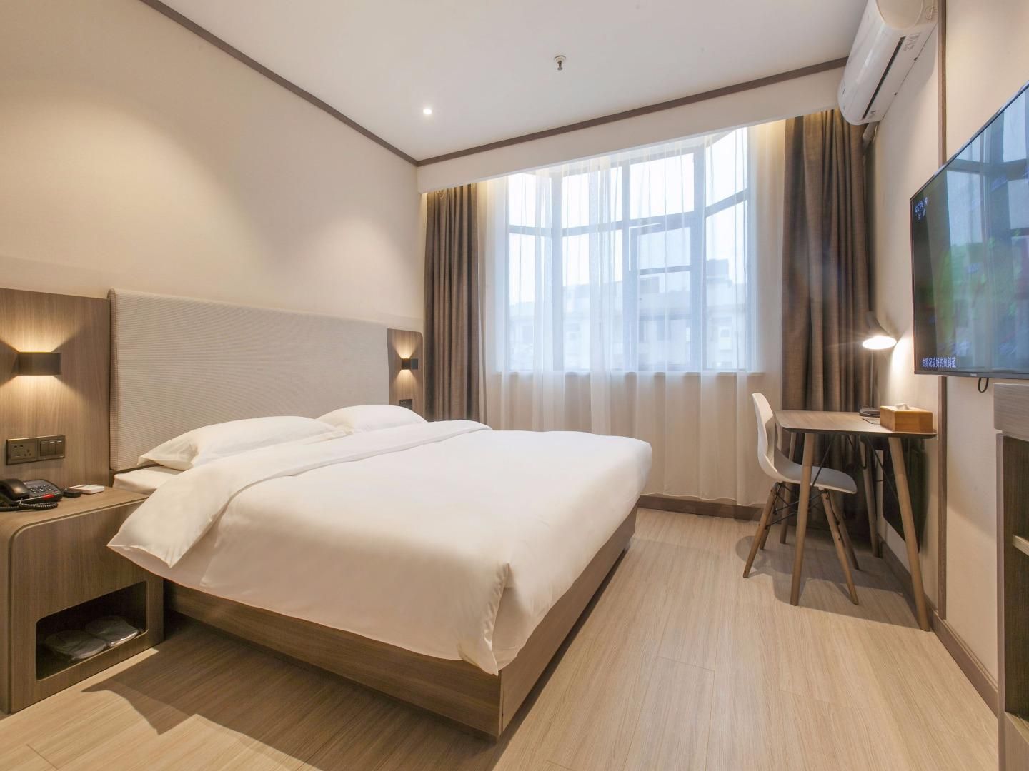 Huazhu - Superior BedRoom