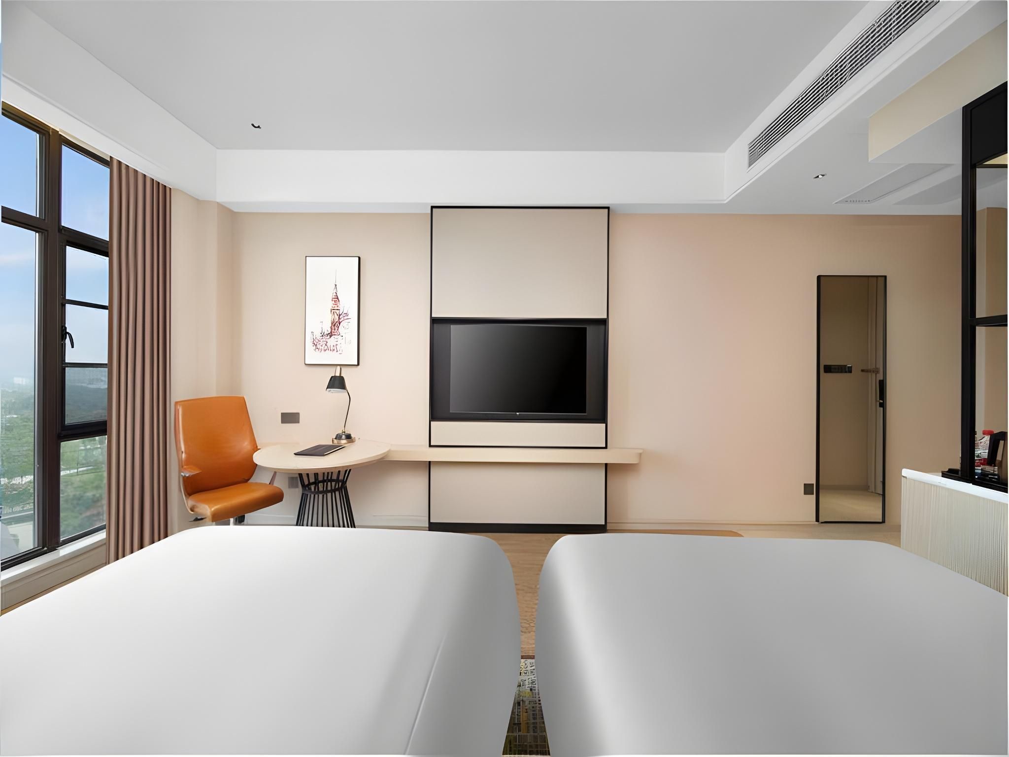 Twin Room - Garden View