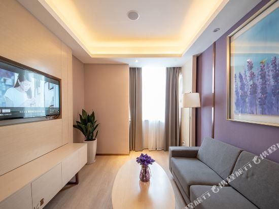 Lavande Hotels·Yichang Wanda Plaza Deluxe Suite 3