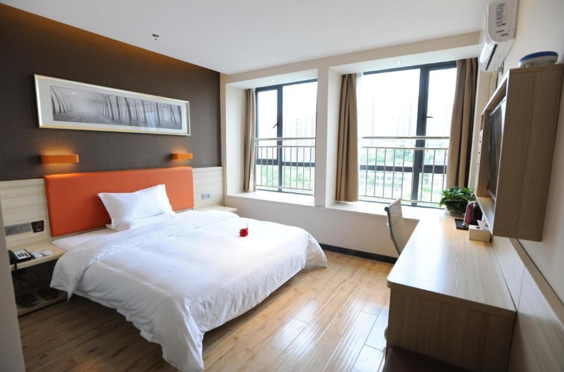 Superior Queen Room