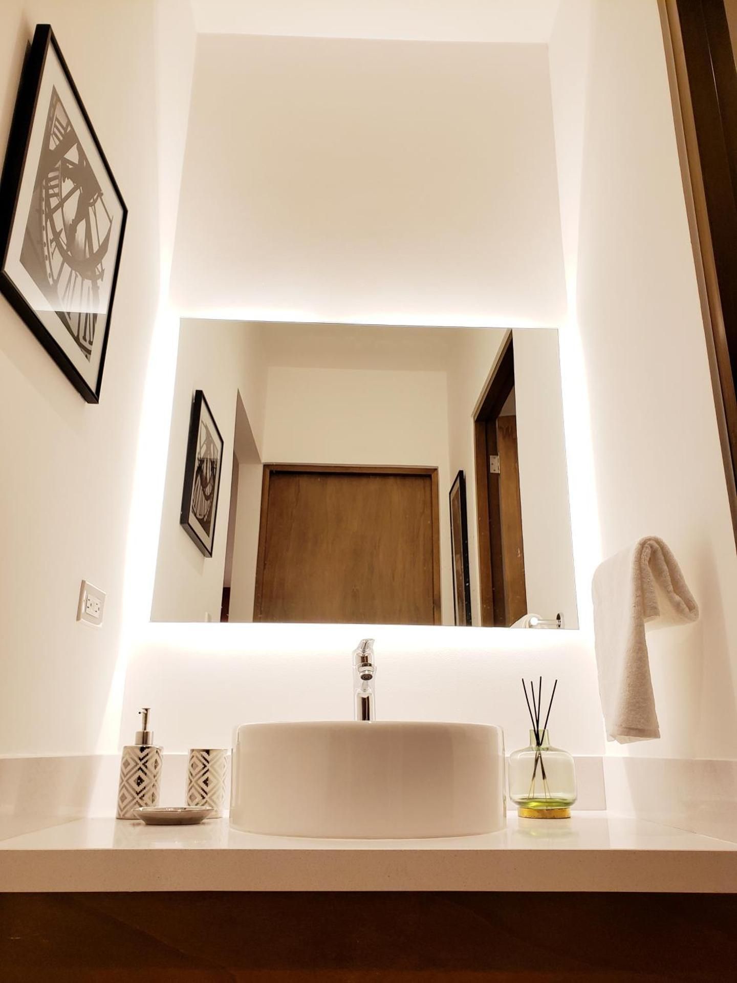 Ipana Condos by HA One-Bedroom Deluxe Apartment