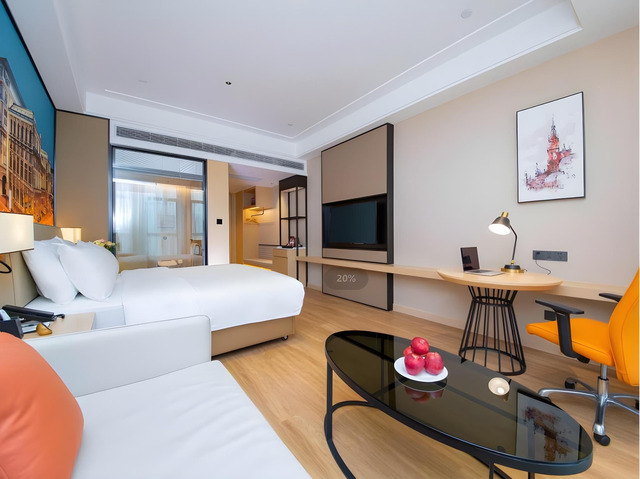 WH - 1 Bed Room with City View