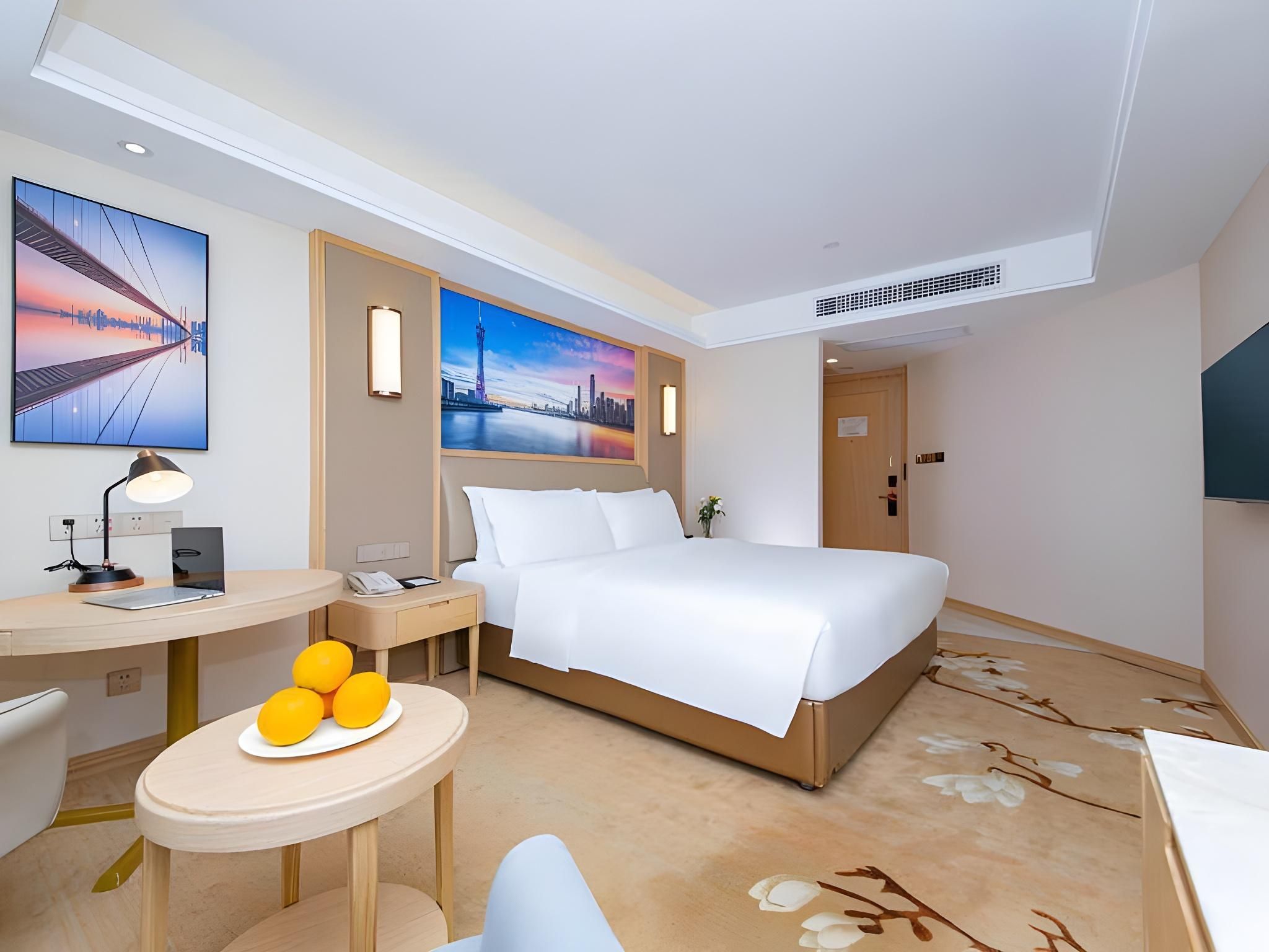 WH - 1 Bed Room with View