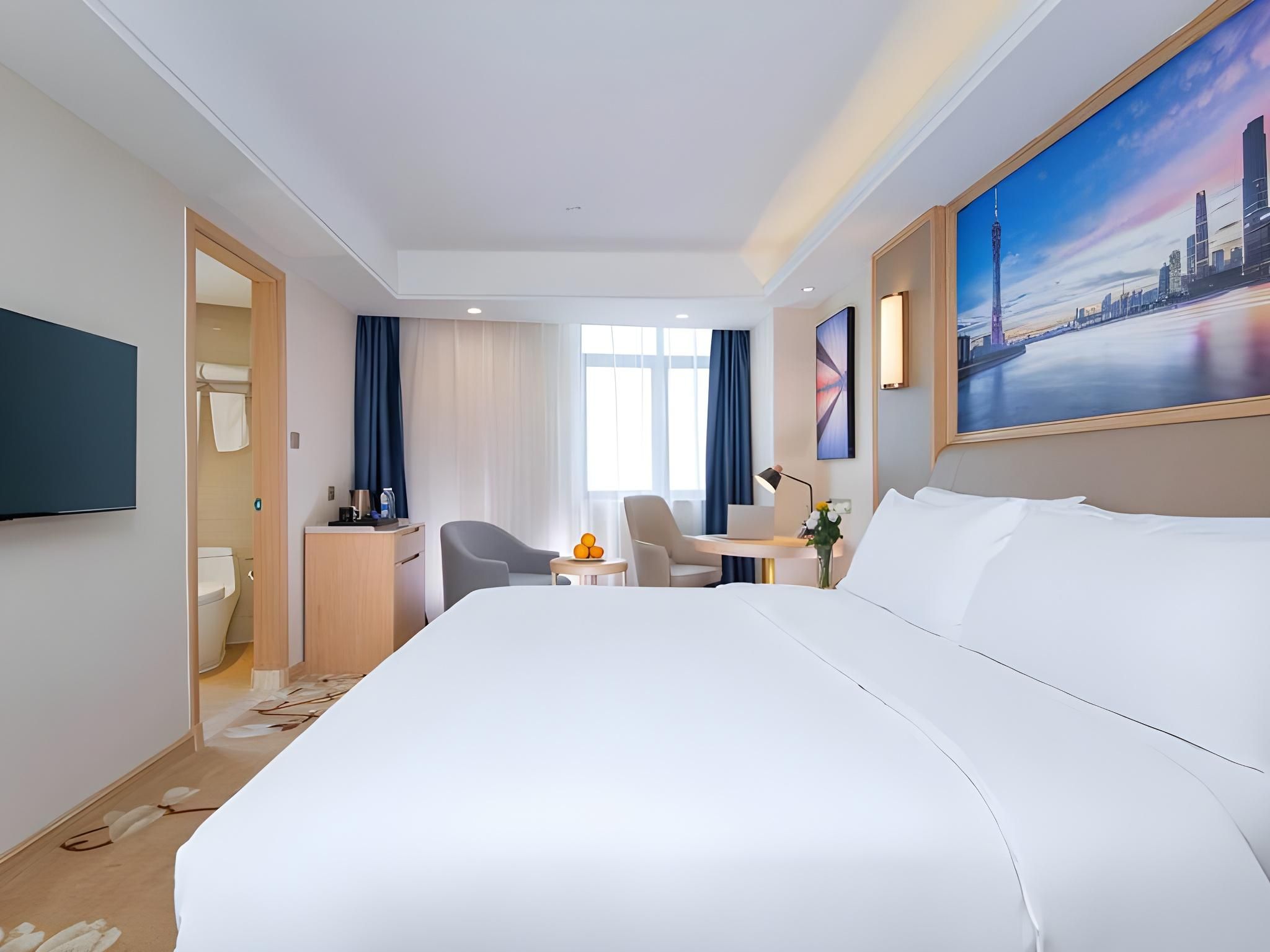Business King Room