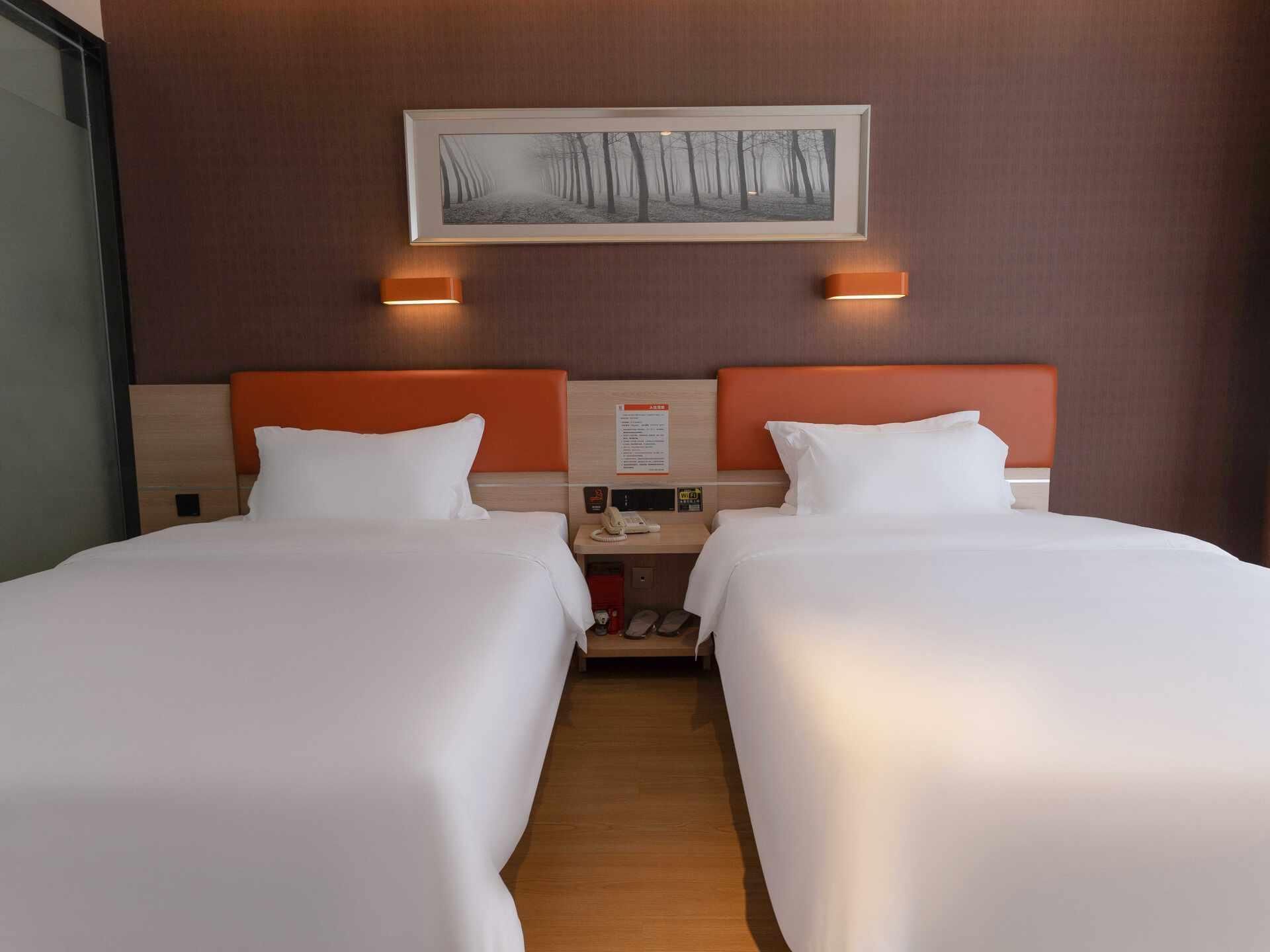 7Days Premium Yichang Railway Station East WH - Shuxiang - Twin Room 2