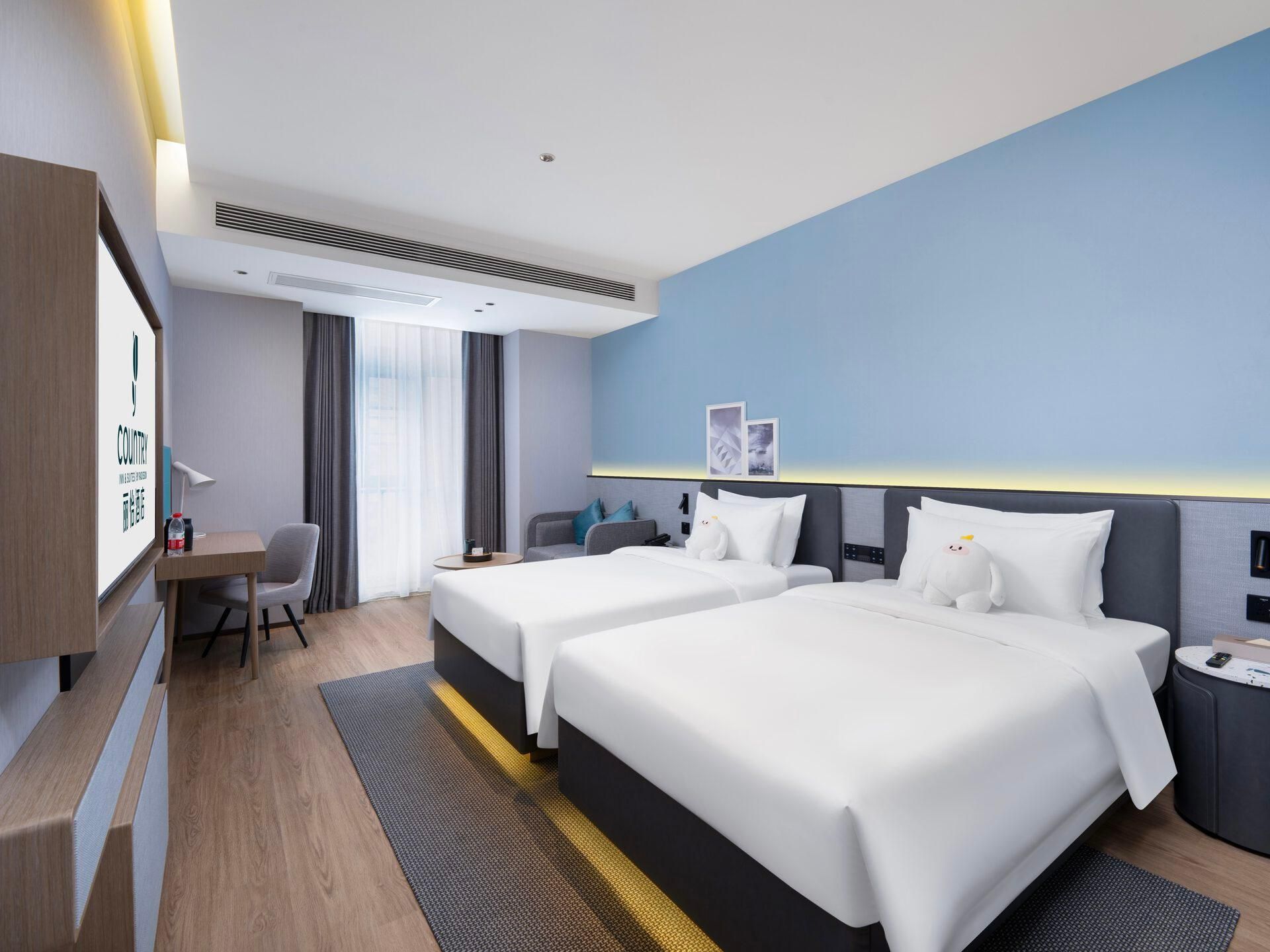 WH - Deluxe Room Twin