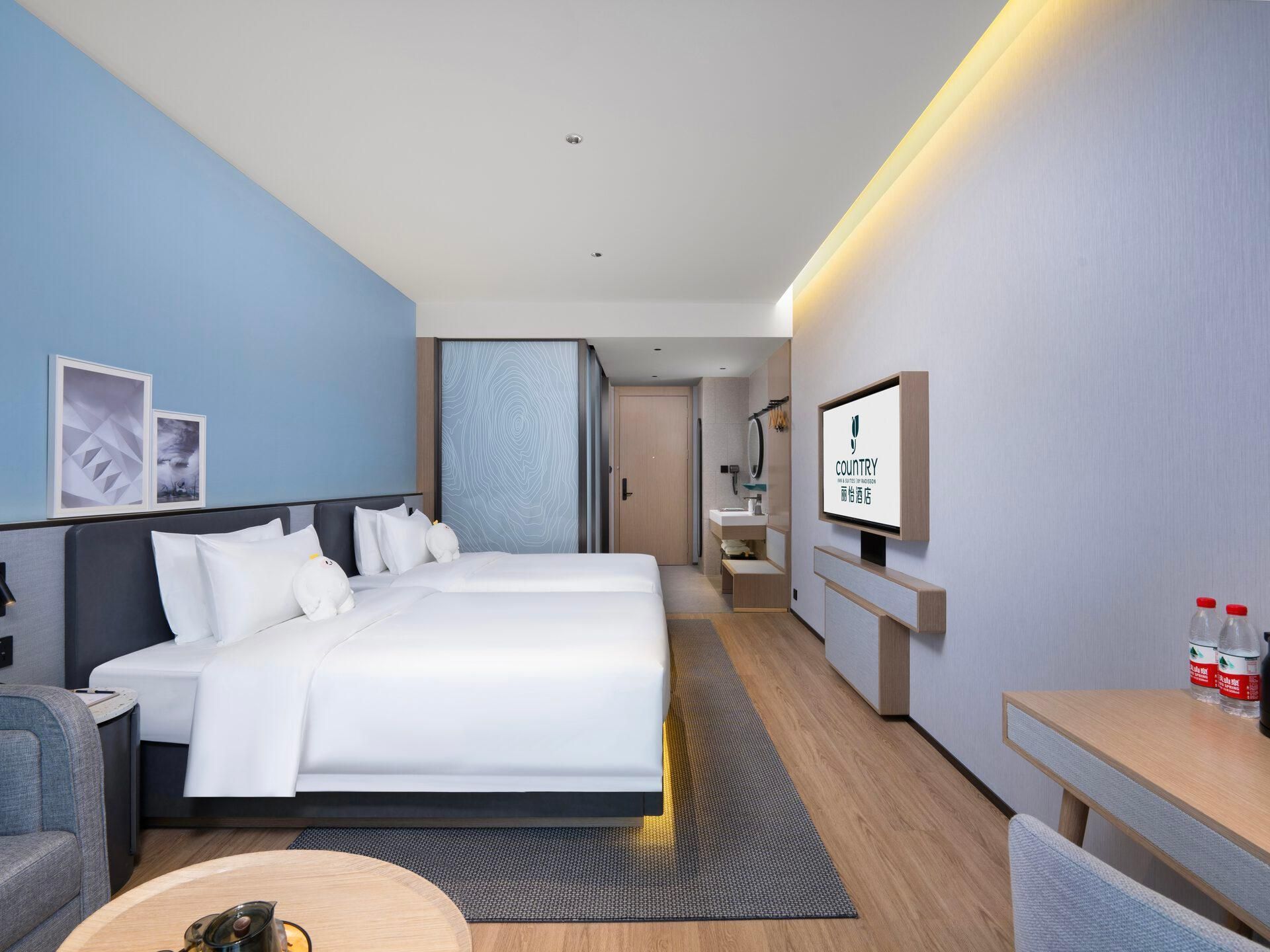 WH - Deluxe Room Twin